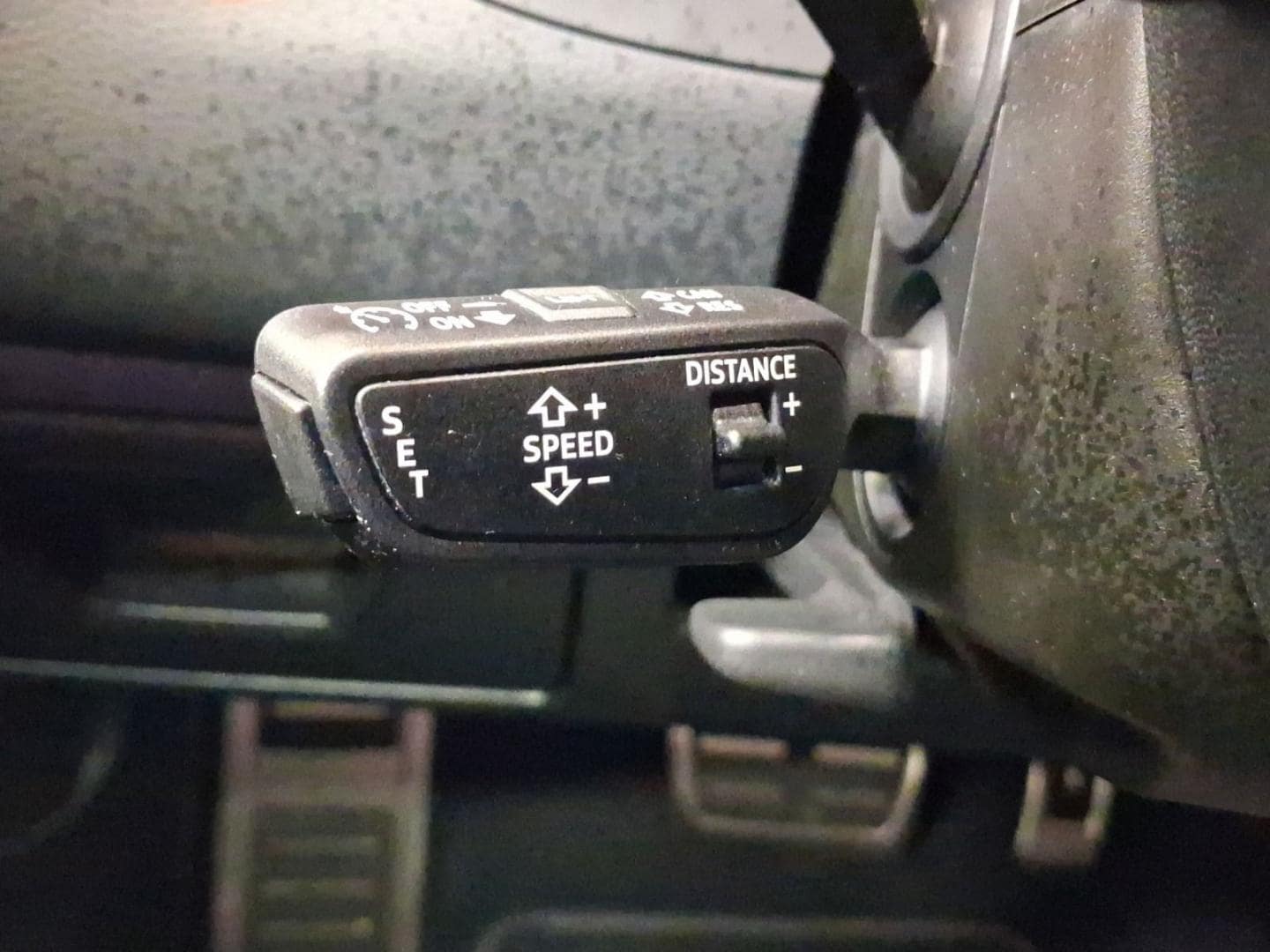 Bild über Audi S6 Avant TDI quattro tiptronic - für weitere Informationen kontaktieren Sie den Audi Partner