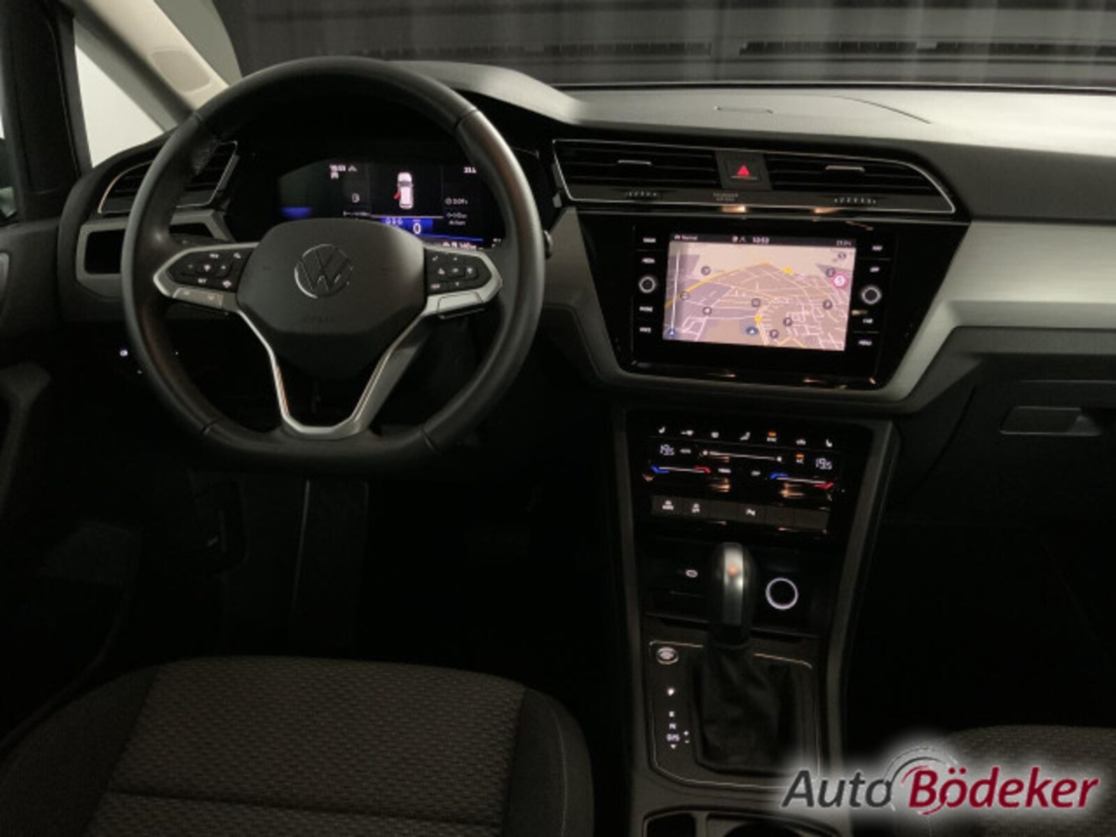 Volkswagen Touran – Bild 12