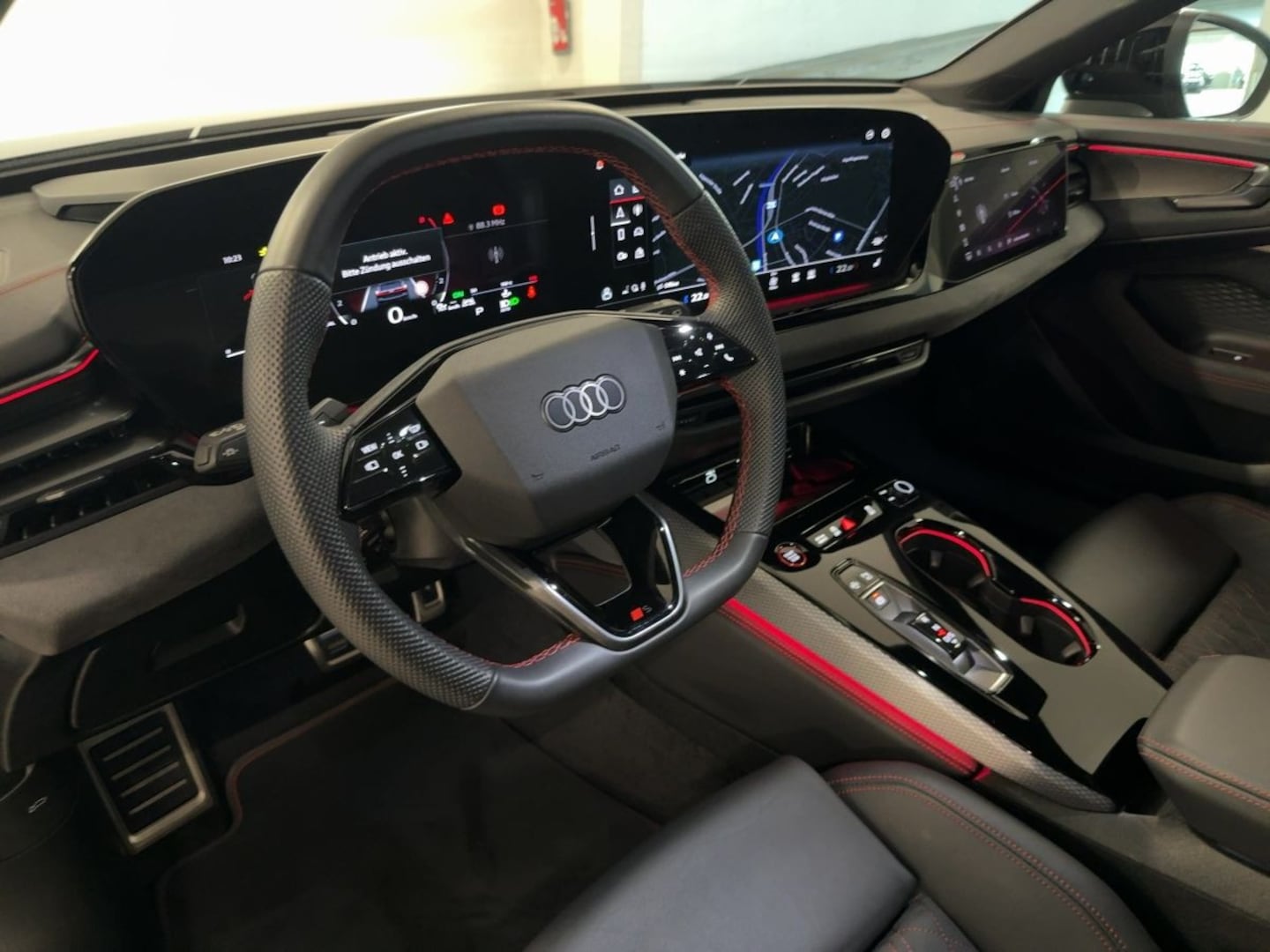 Bild über Audi A5 Avant TFSI 150 kW S tronic - für weitere Informationen kontaktieren Sie den Audi Partner