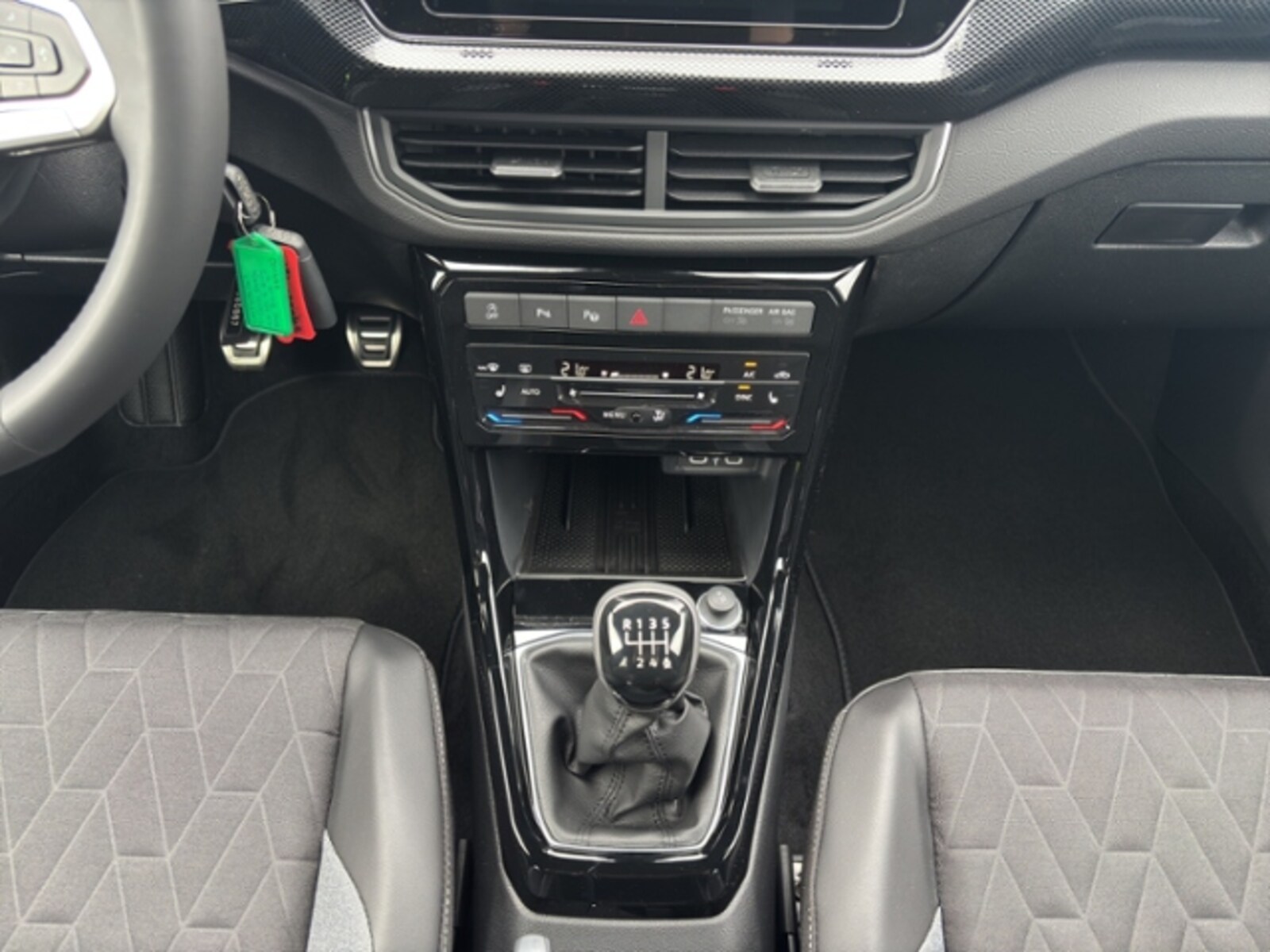 Volkswagen T-Cross – Bild 14