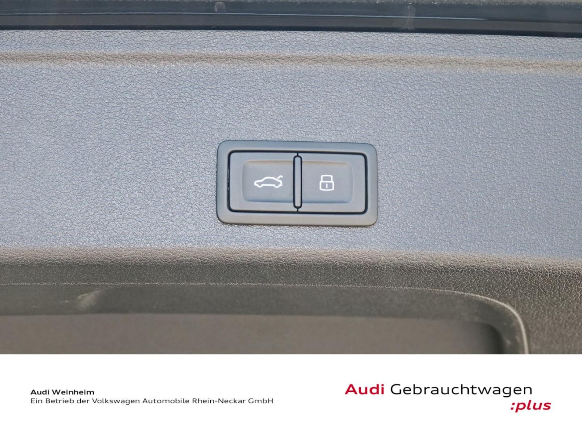 Audi A4 Avant S line
