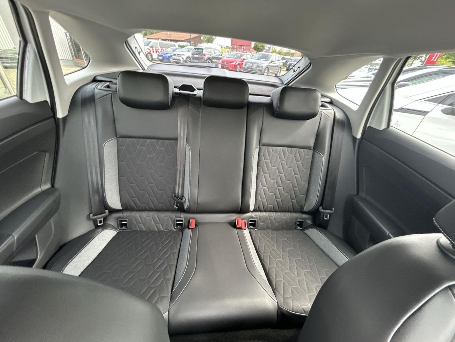 Volkswagen Taigo – Bild 9