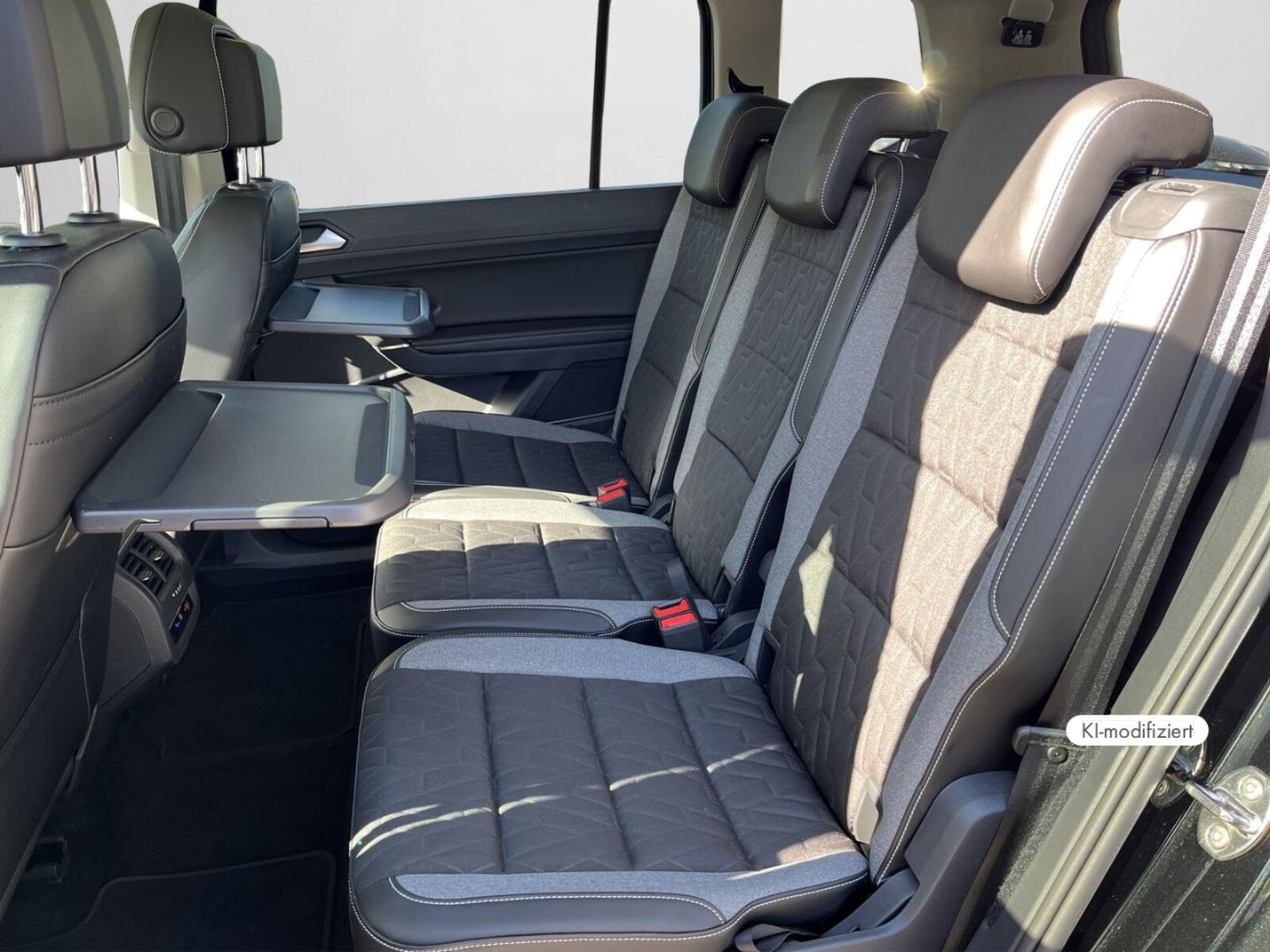 Volkswagen Touran – Bild 14