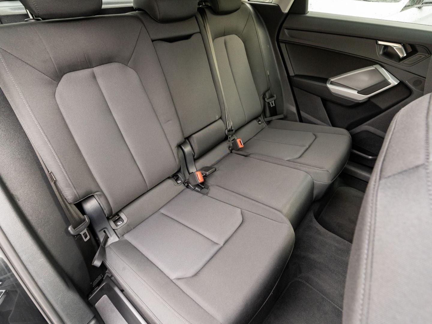 Bild über Audi Q3 advanced 35 TFSI S tronic - für weitere Informationen kontaktieren Sie den Audi Partner