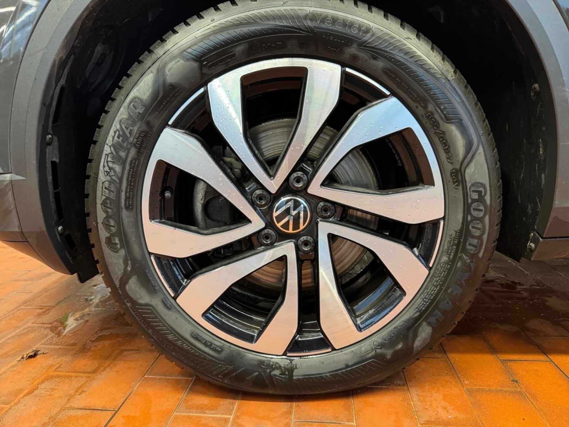 Volkswagen T-Roc Active