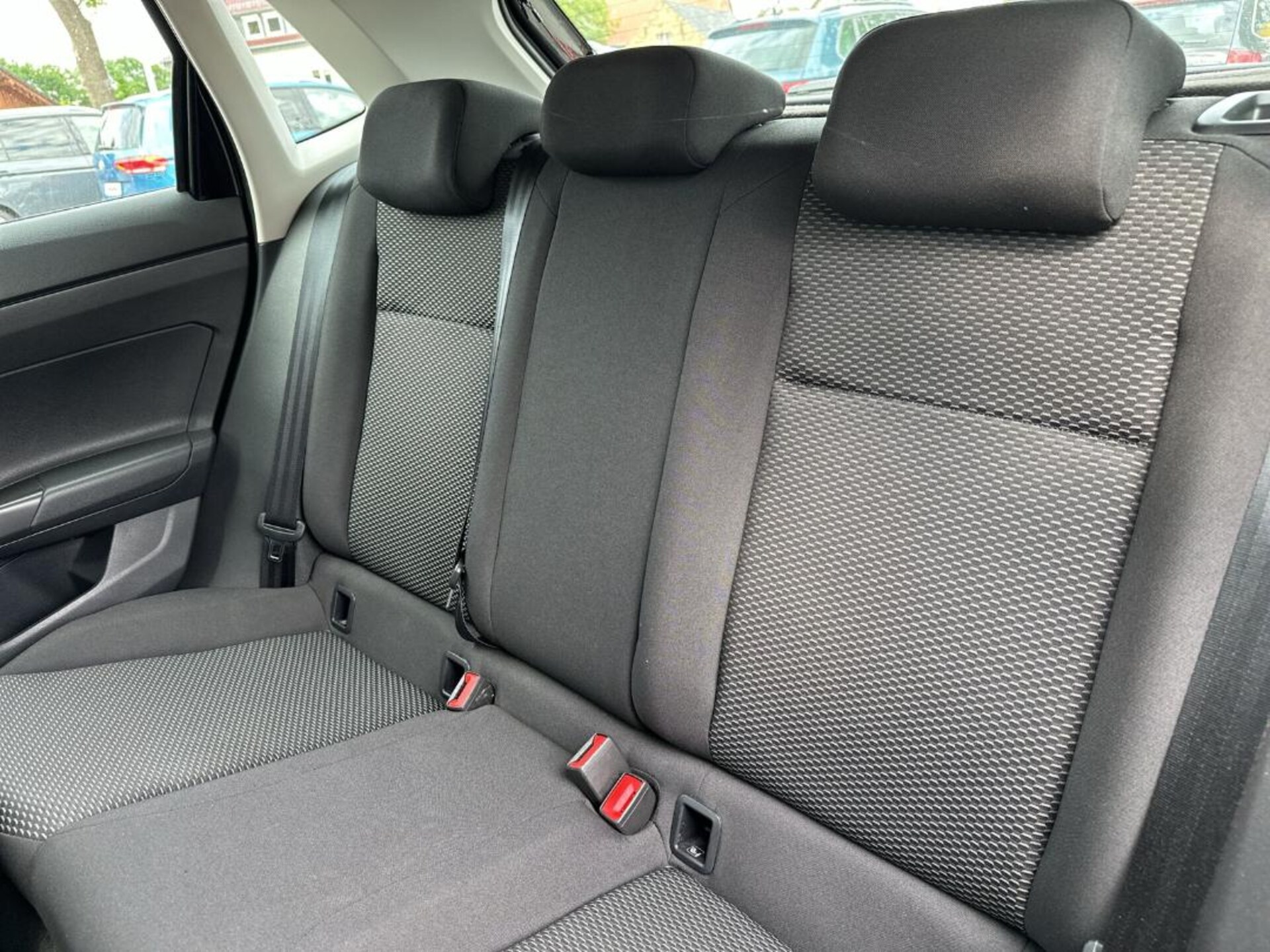 Volkswagen Polo Basis-Modell