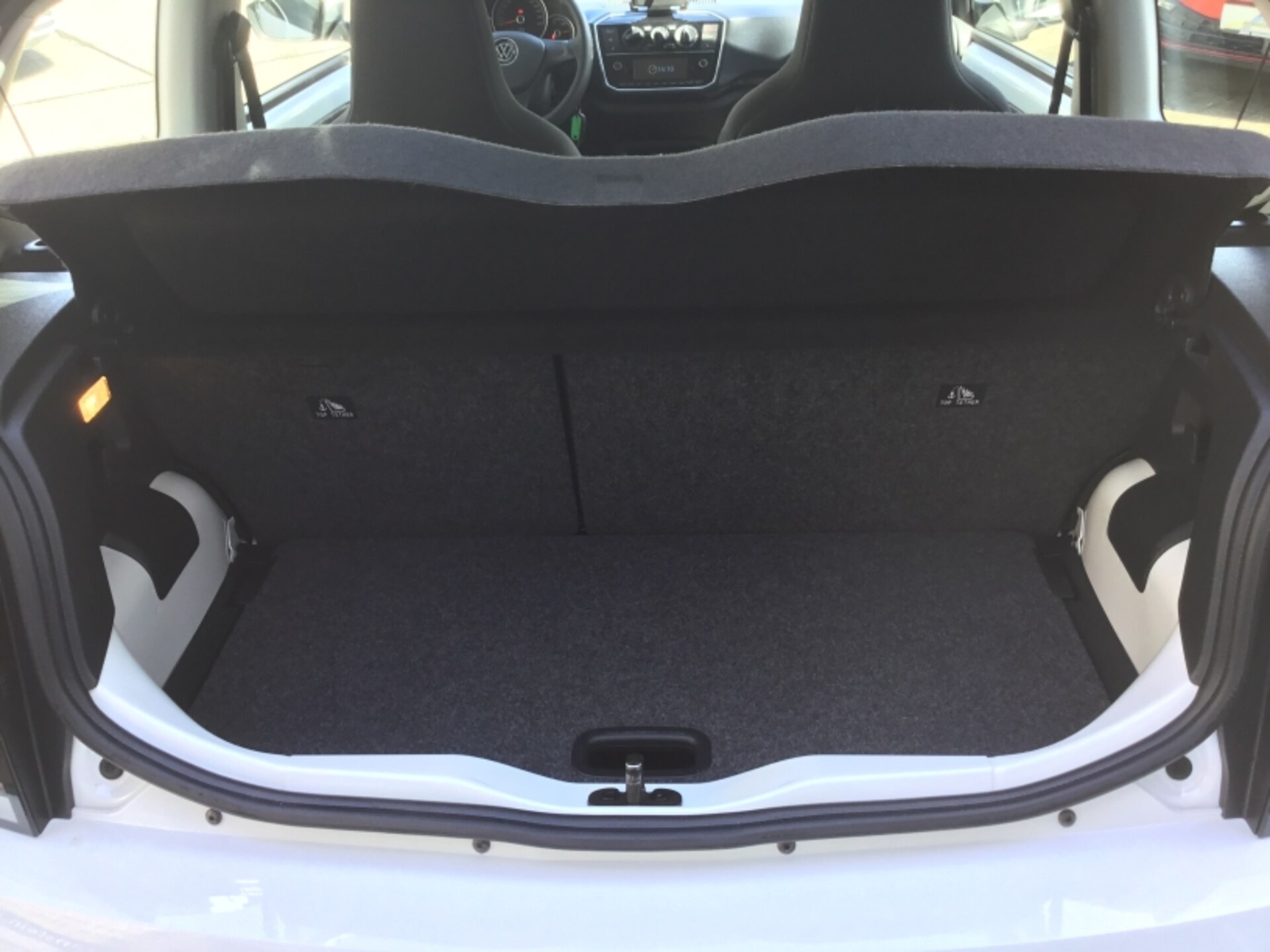 Volkswagen up! move up!