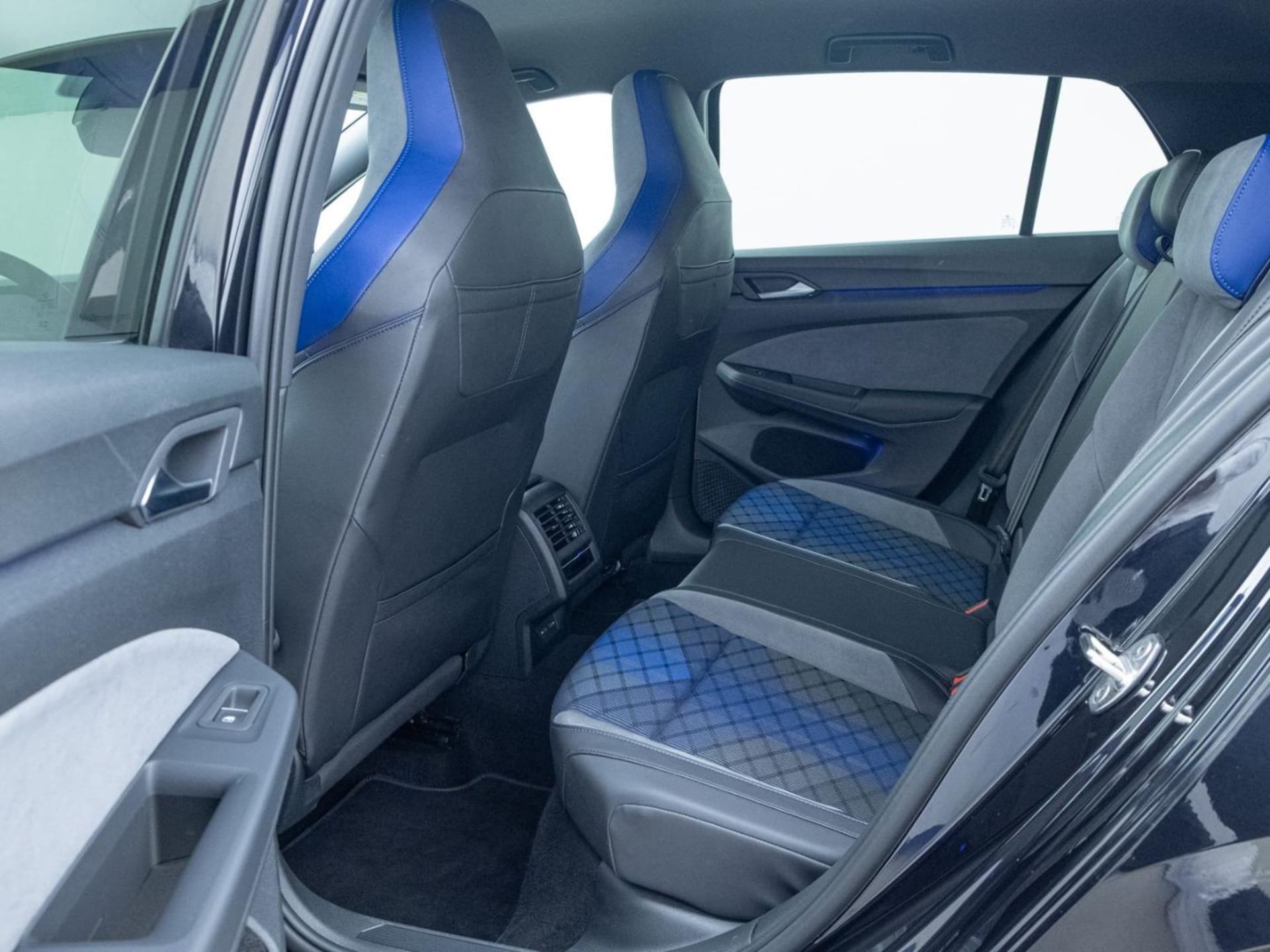Volkswagen Golf R