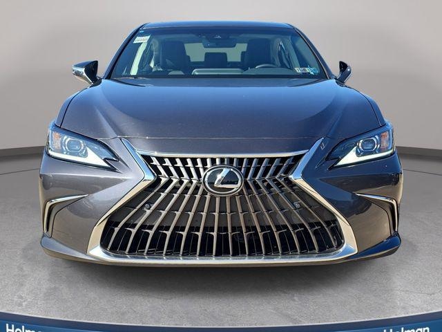 2023 Lexus ES 300h