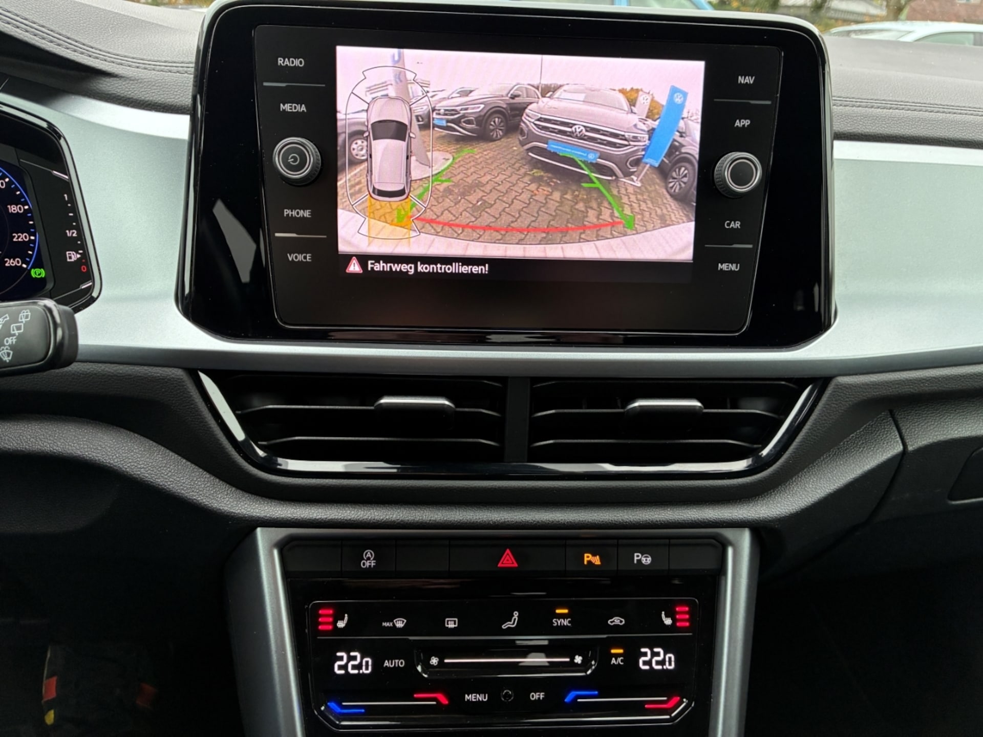 Volkswagen T-Roc Life