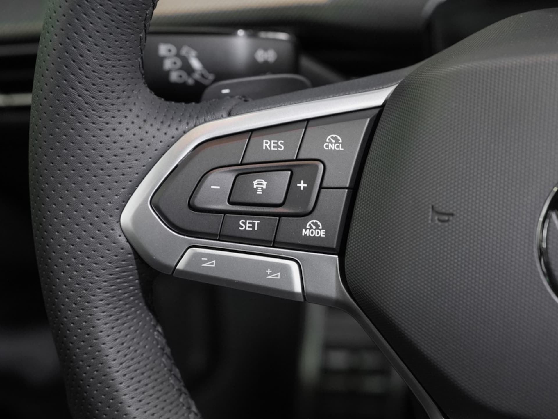 Volkswagen Golf Variant R-Line