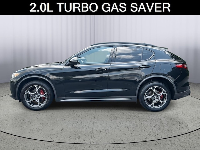 2022 Alfa Romeo Stelvio