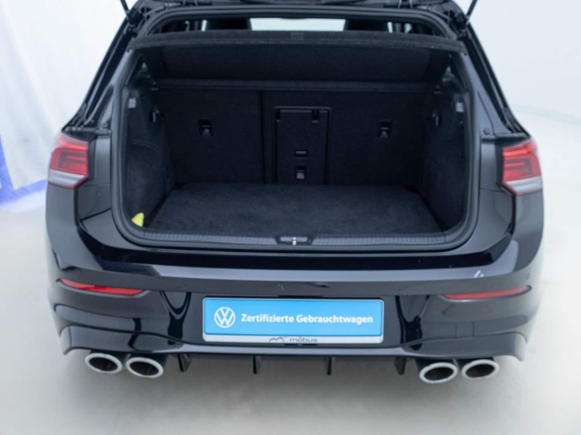 Volkswagen Golf R
