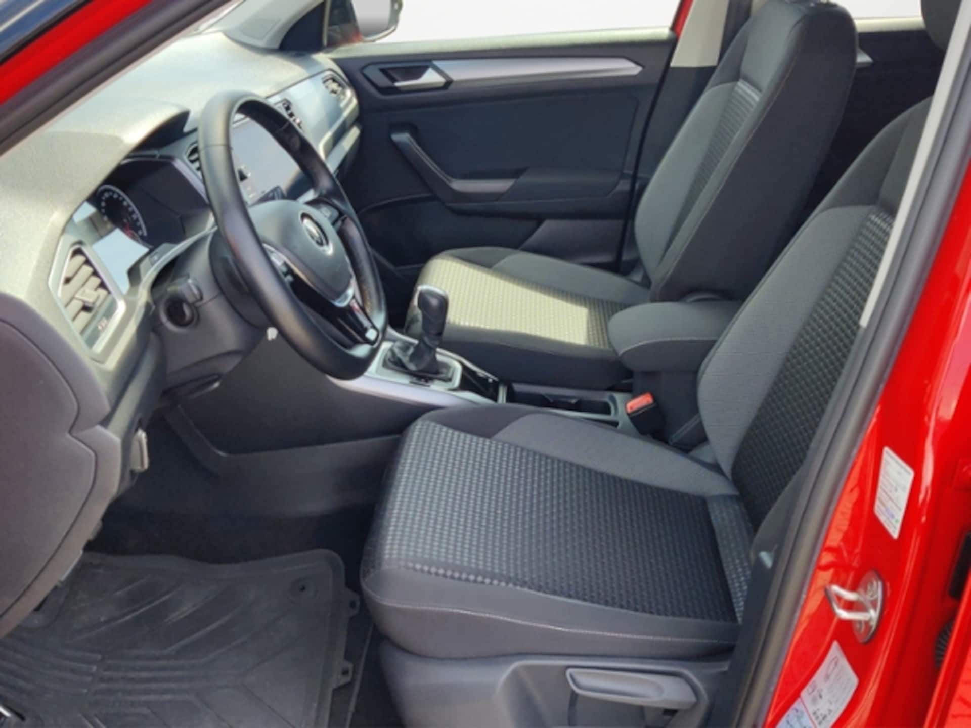 Volkswagen T-Roc Active