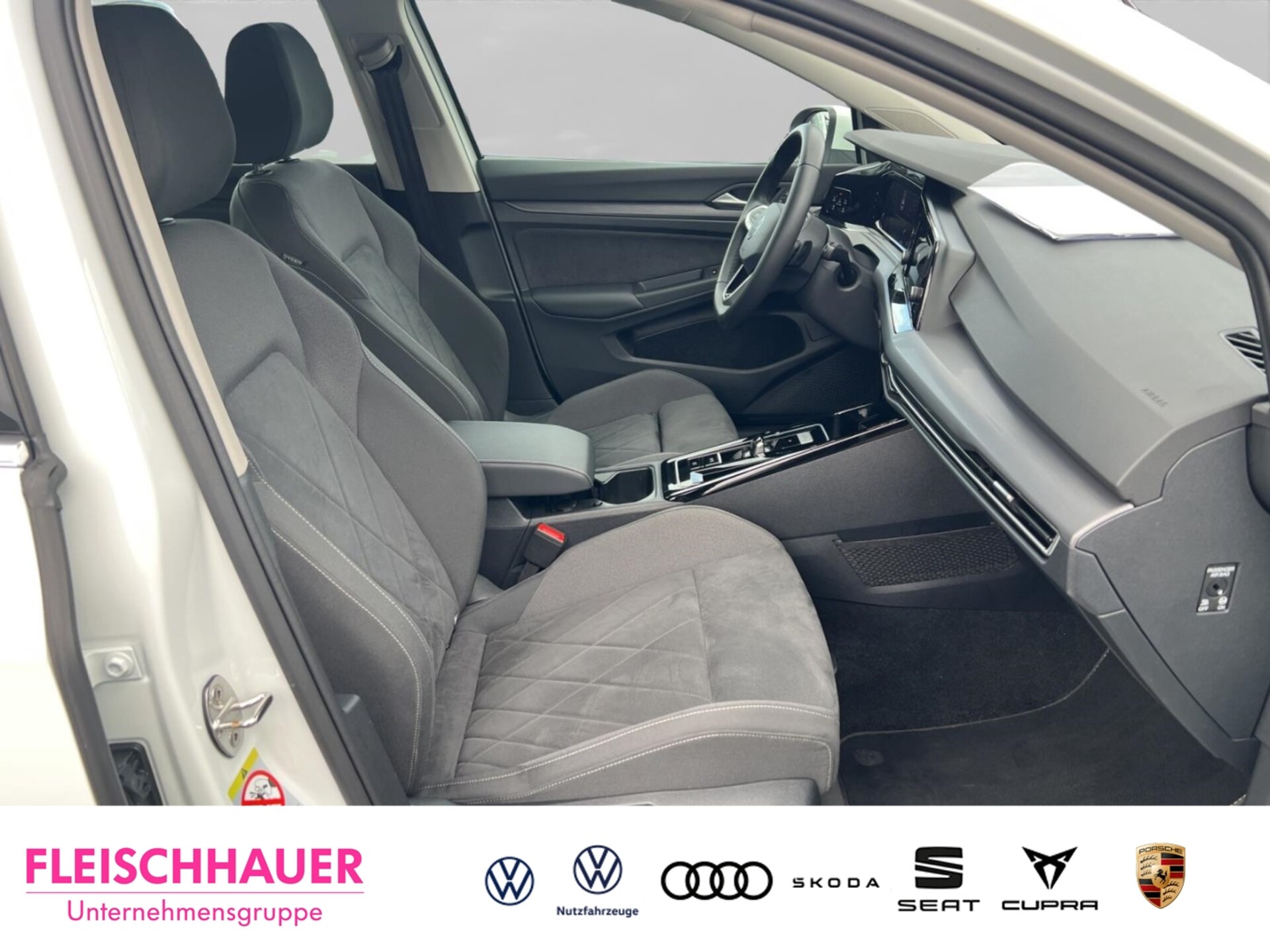 Volkswagen Golf Style
