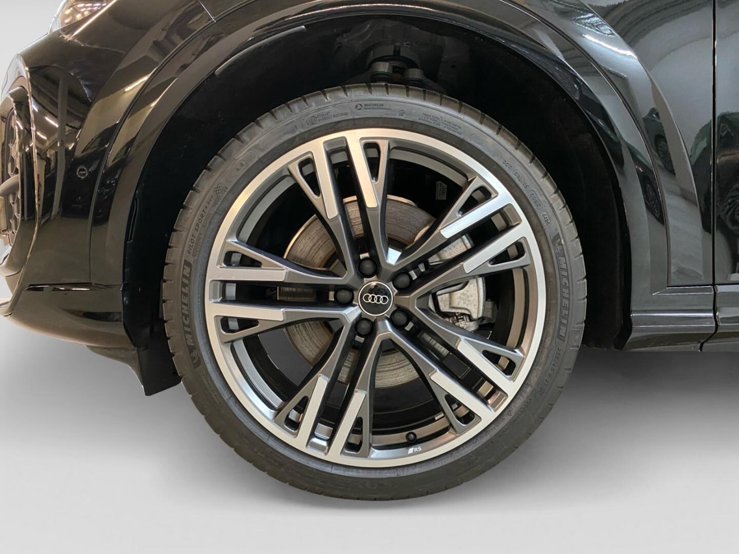Bild über Audi Q5 Sportback TDI quattro 150 kW S tronic - für weitere Informationen kontaktieren Sie den Audi Partner