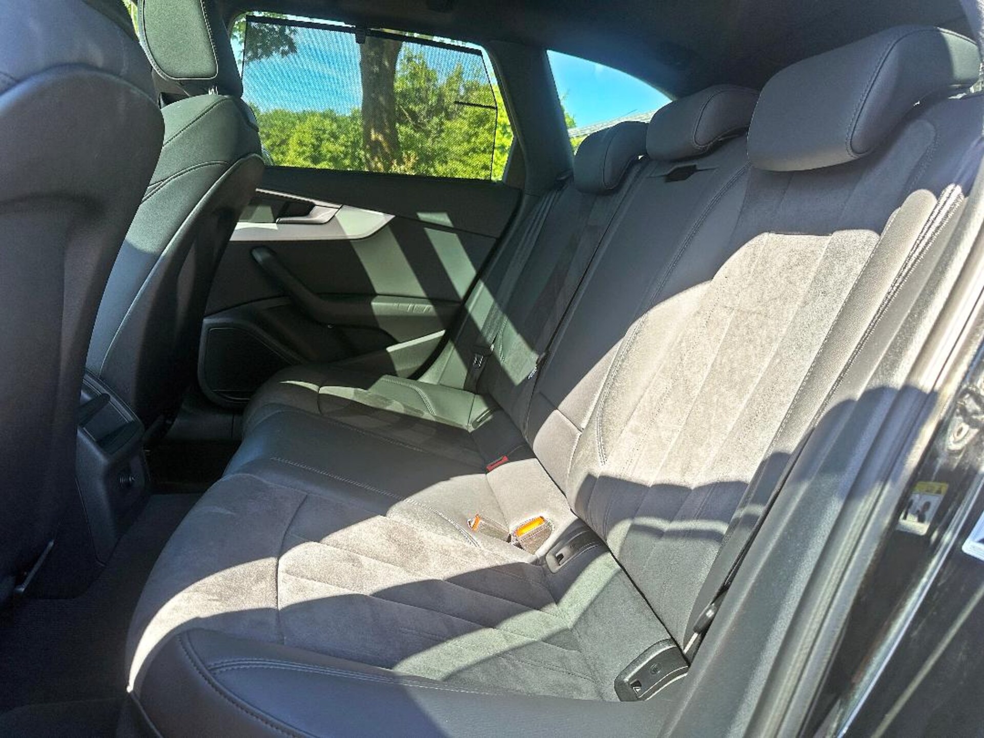 Audi A4 Avant S line