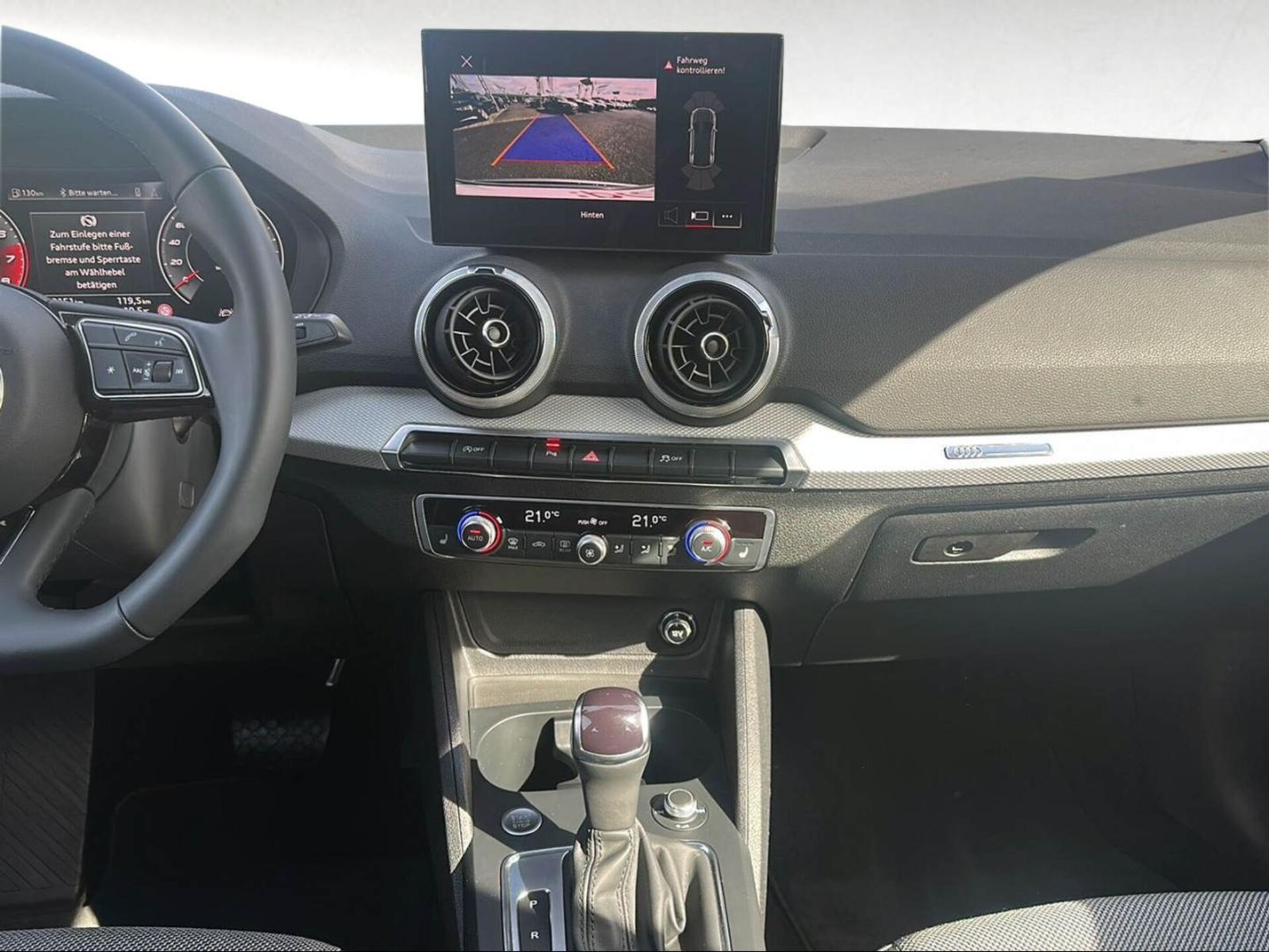 Audi Q2 S line