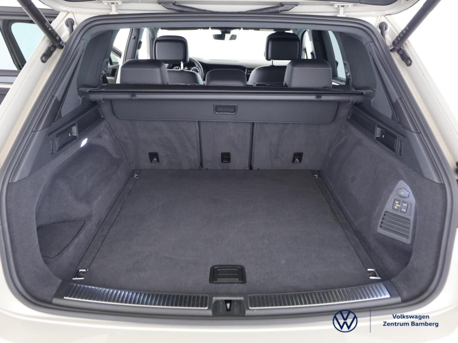 Volkswagen Touareg R-Line