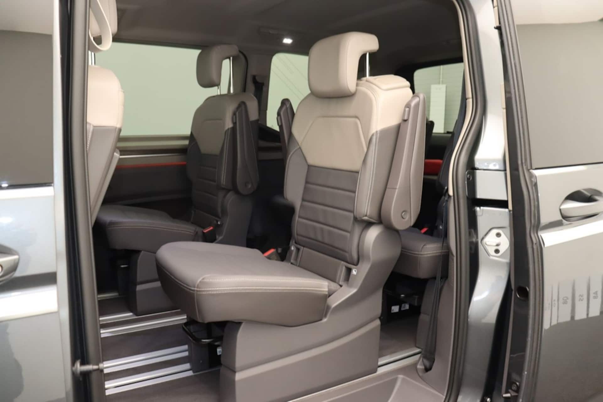 Volkswagen Multivan Style