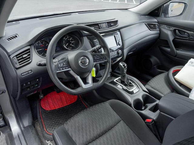 2020 Nissan Rogue