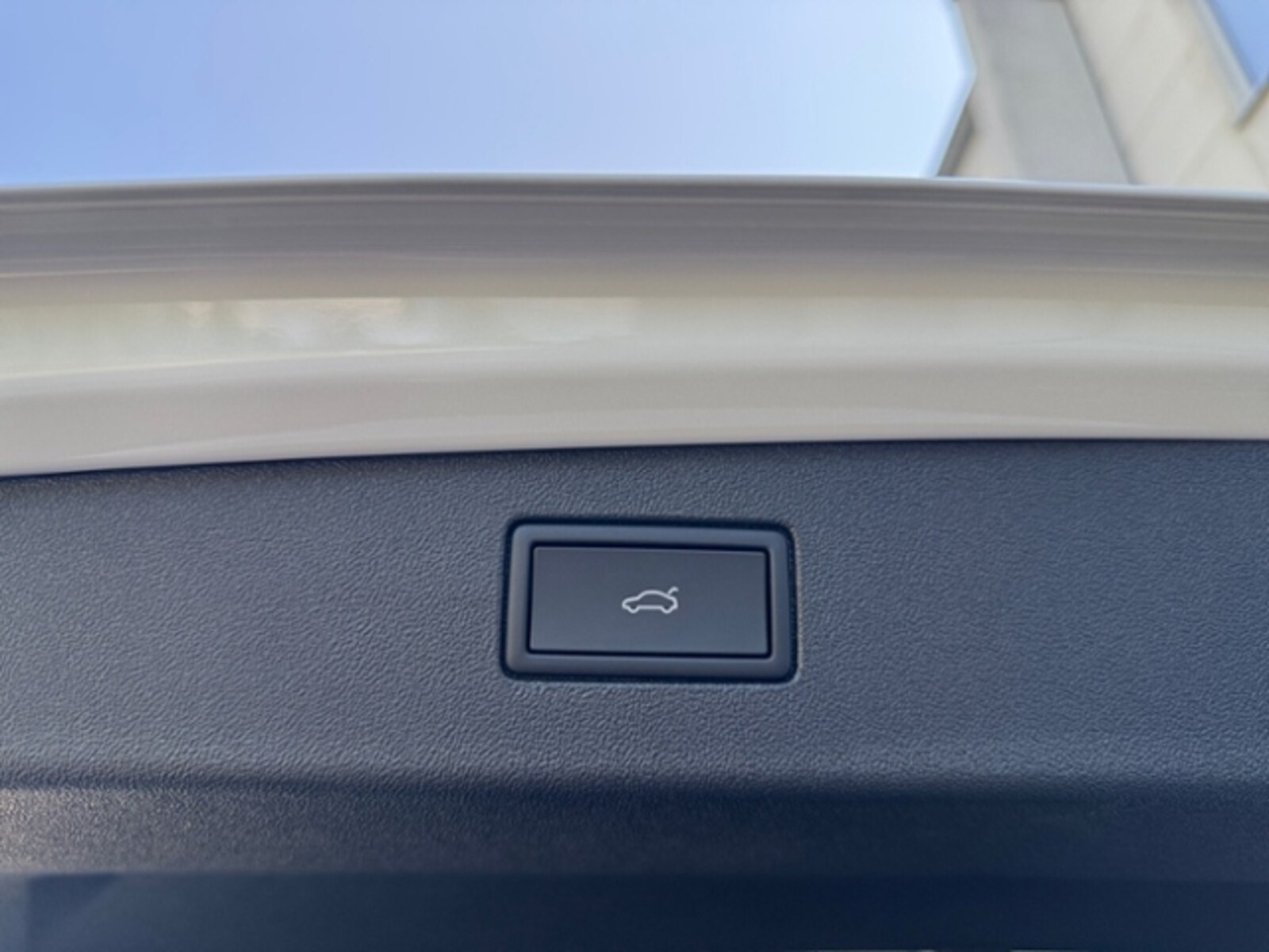 Volkswagen Tiguan – Bild 15