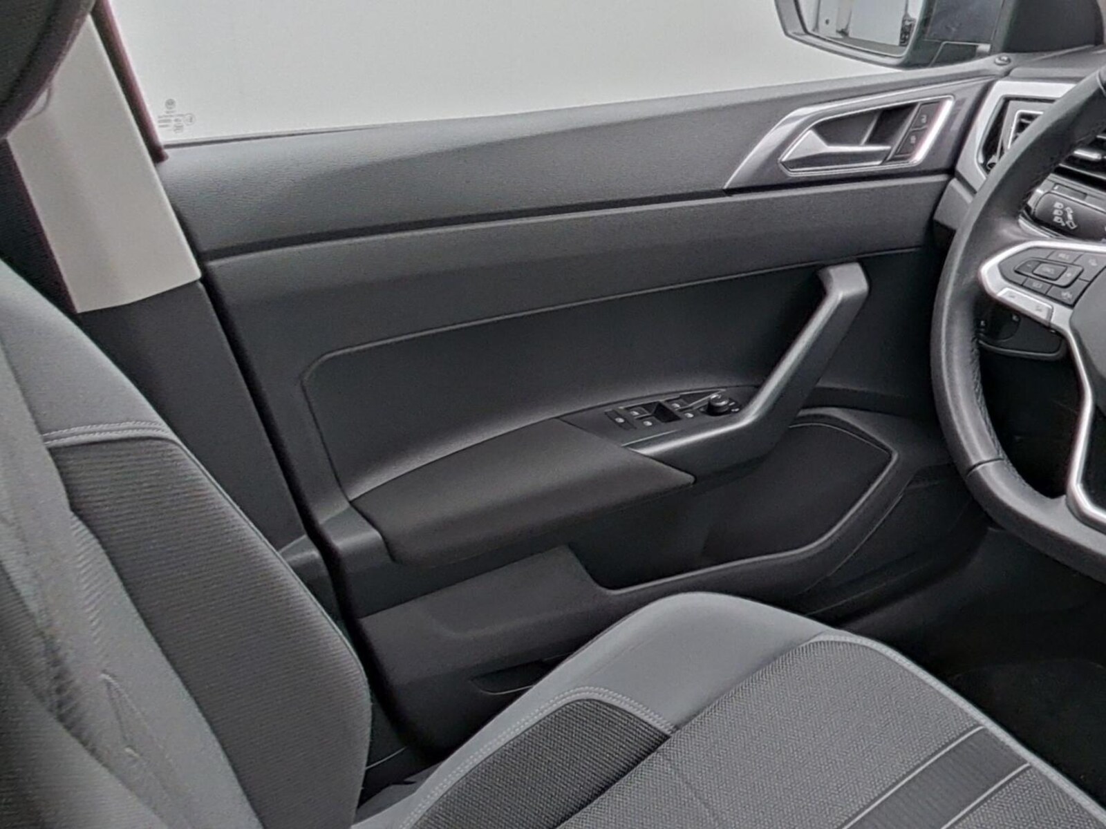 Volkswagen Polo – Bild 14