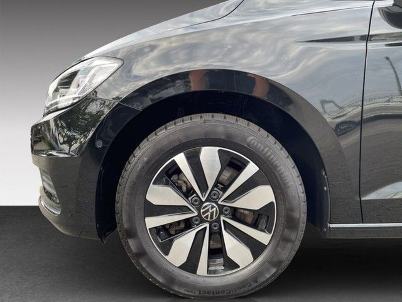 Volkswagen Touran – Bild 8