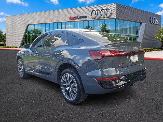 2024 Audi Q8 Sportback e-tron