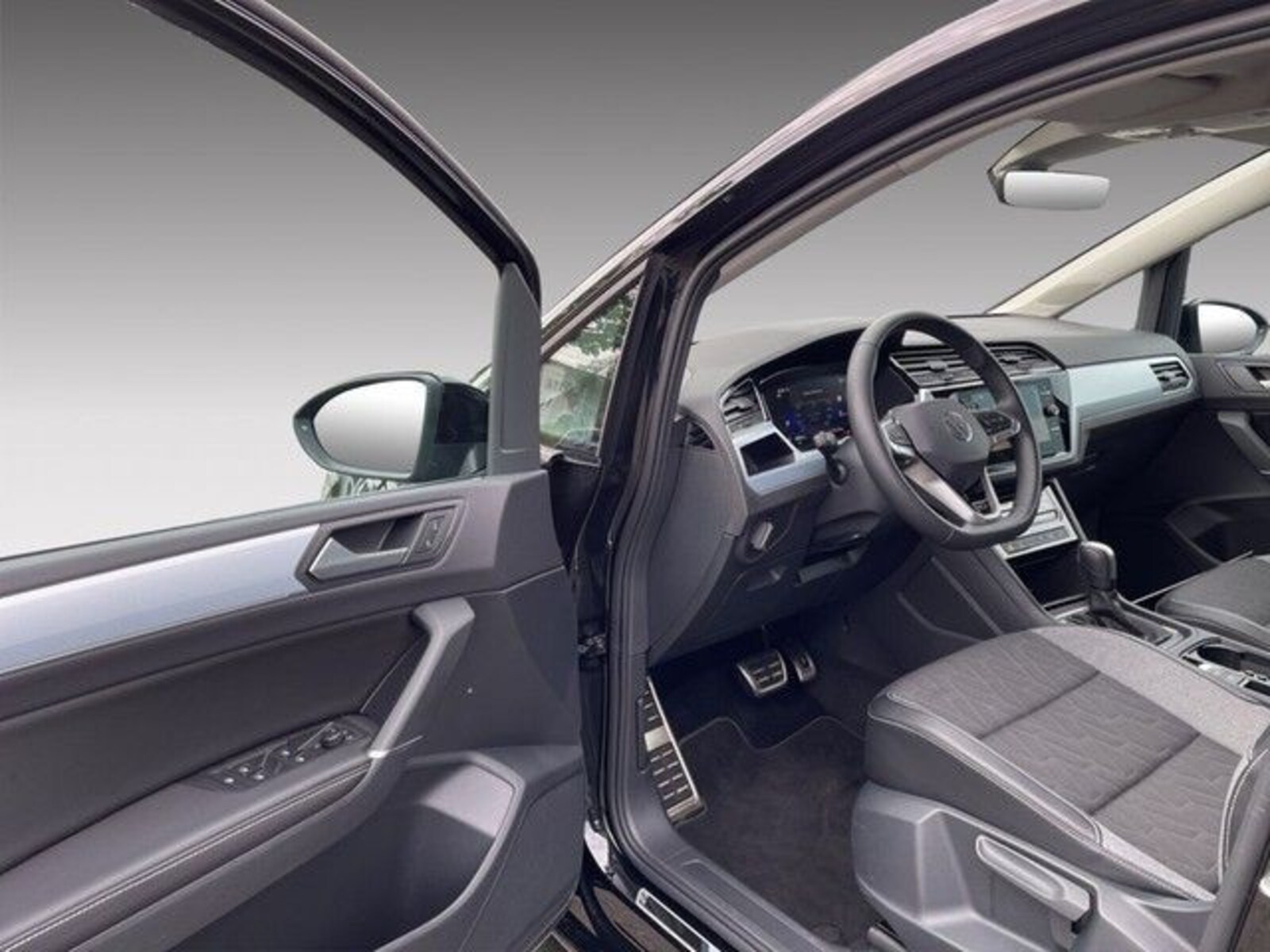 Volkswagen Touran – Bild 9