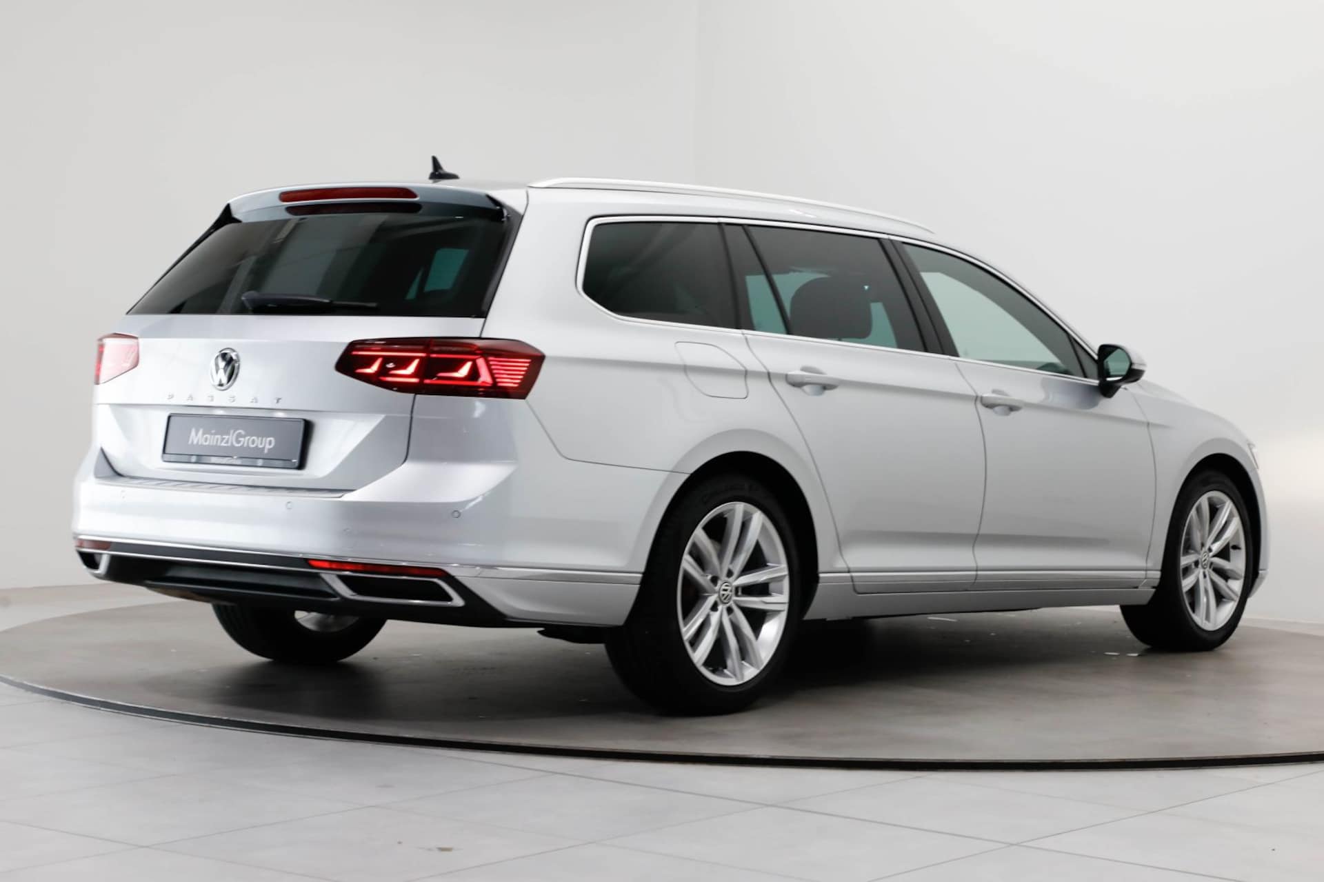 Volkswagen Passat Variant Elegance