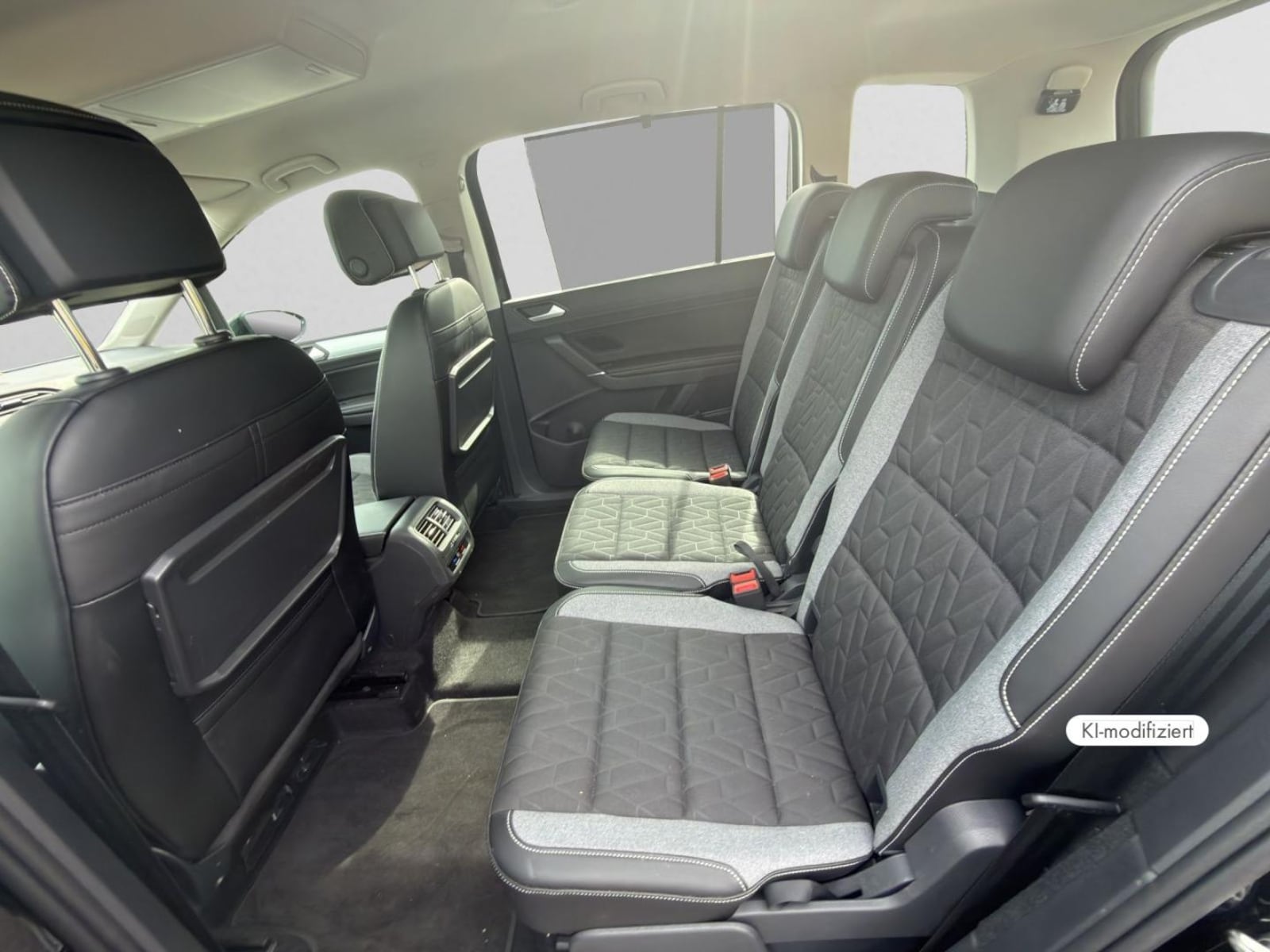 Volkswagen Touran – Bild 14