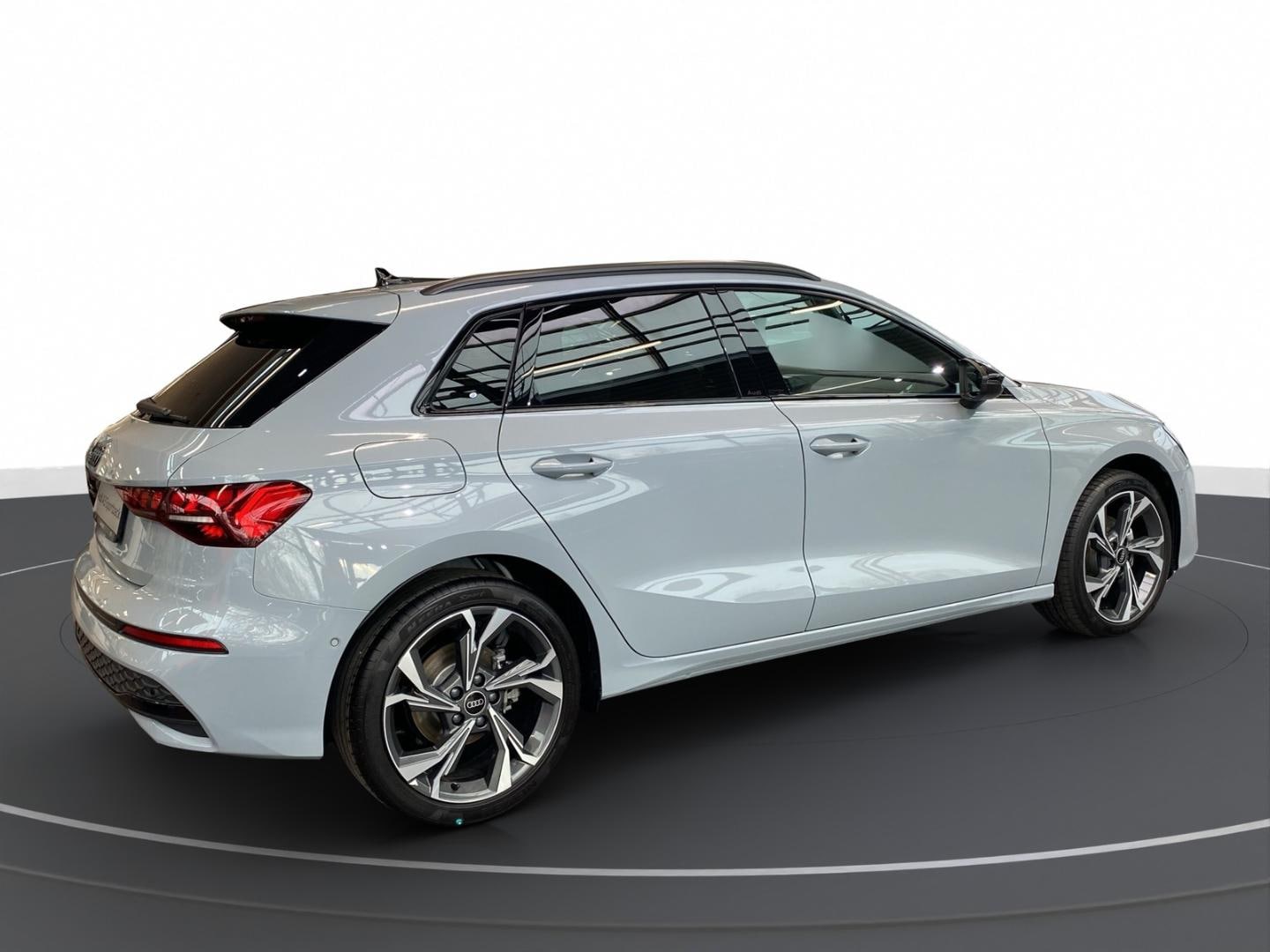 Bild über Audi A3 Sportback TFSI 110 kW S tronic - für weitere Informationen kontaktieren Sie den Audi Partner