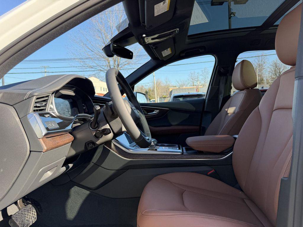 2026 Audi Q7 Premium - Photo 15