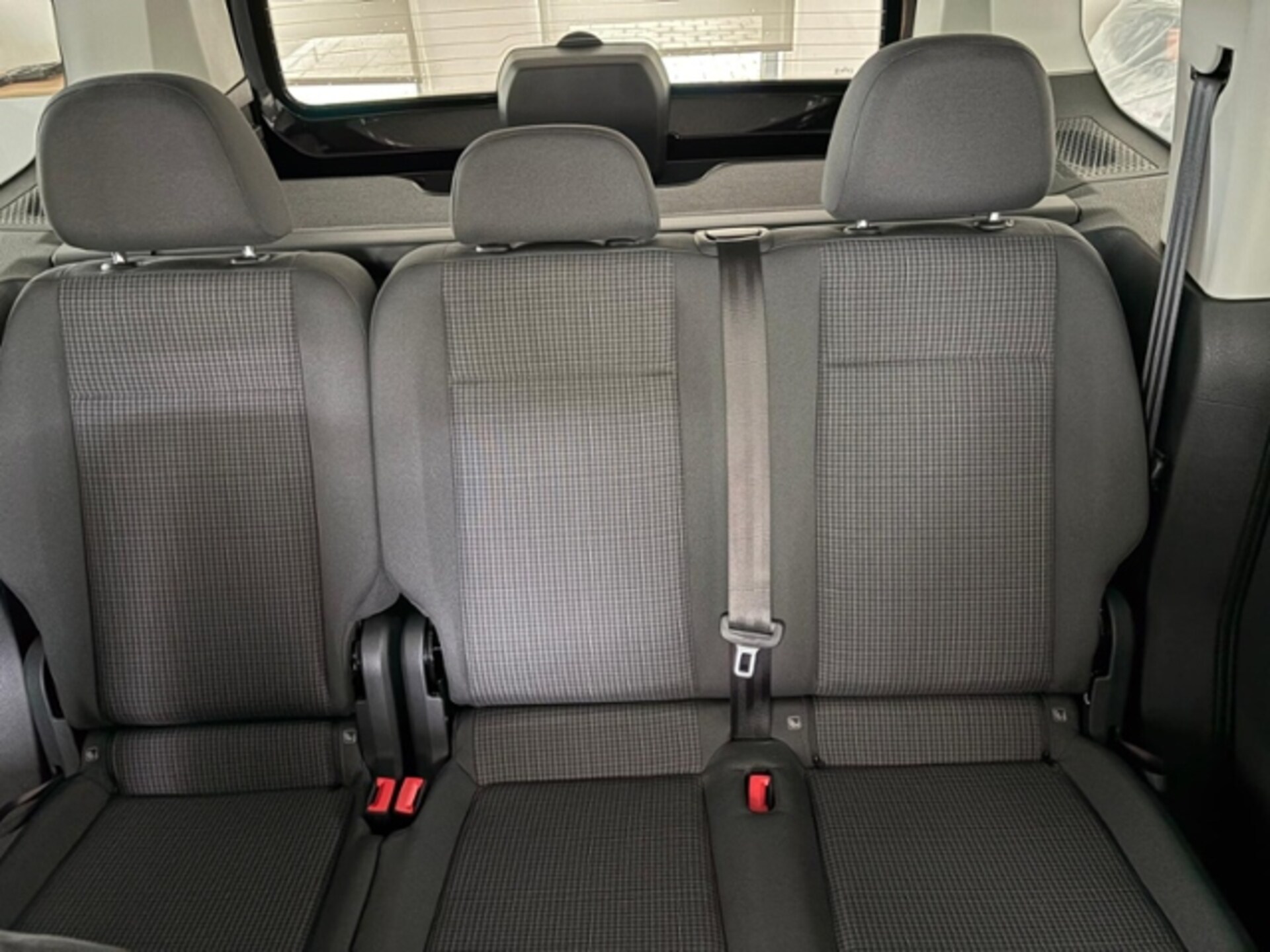 Volkswagen Caddy Basis-Modell