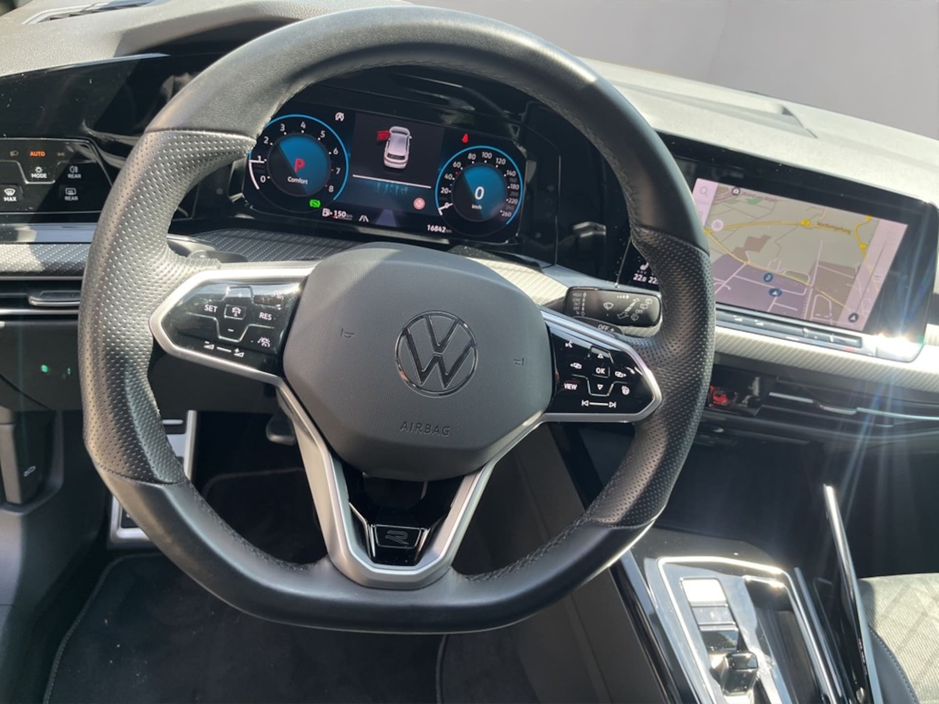 Volkswagen Golf R-Line