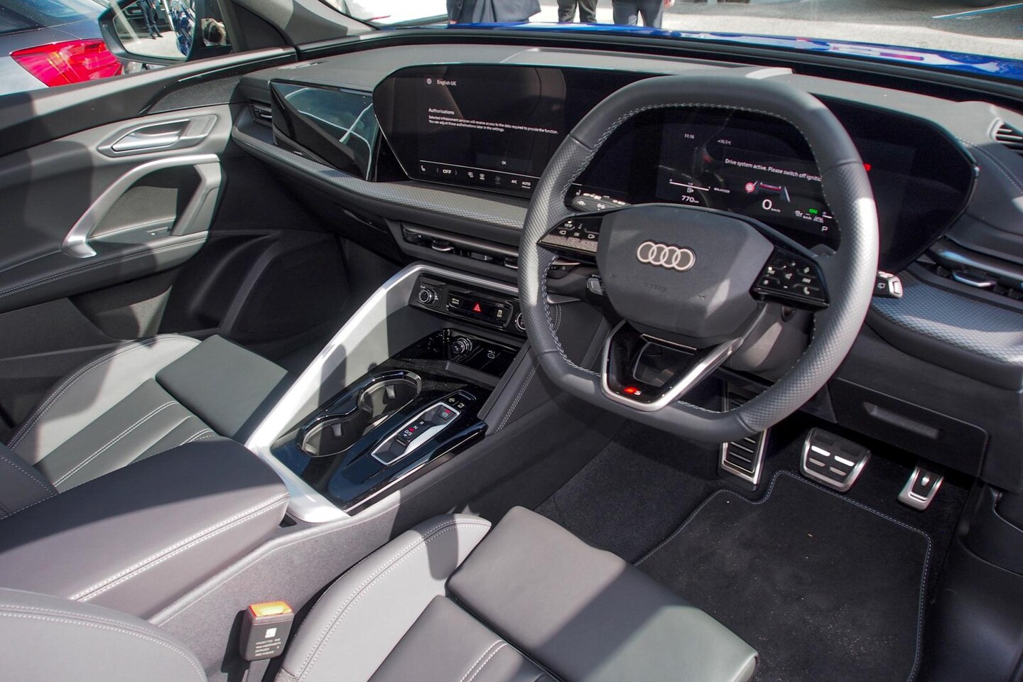 Image about Audi Q5 SUV TDI quattro 150 kW sport
