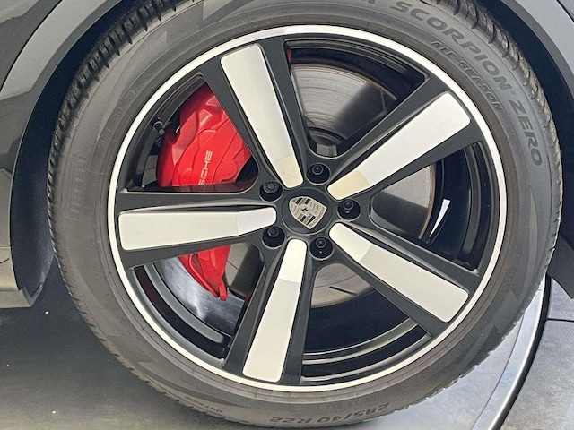 2025 Porsche Cayenne Turbo E-Hybrid - Photo 14