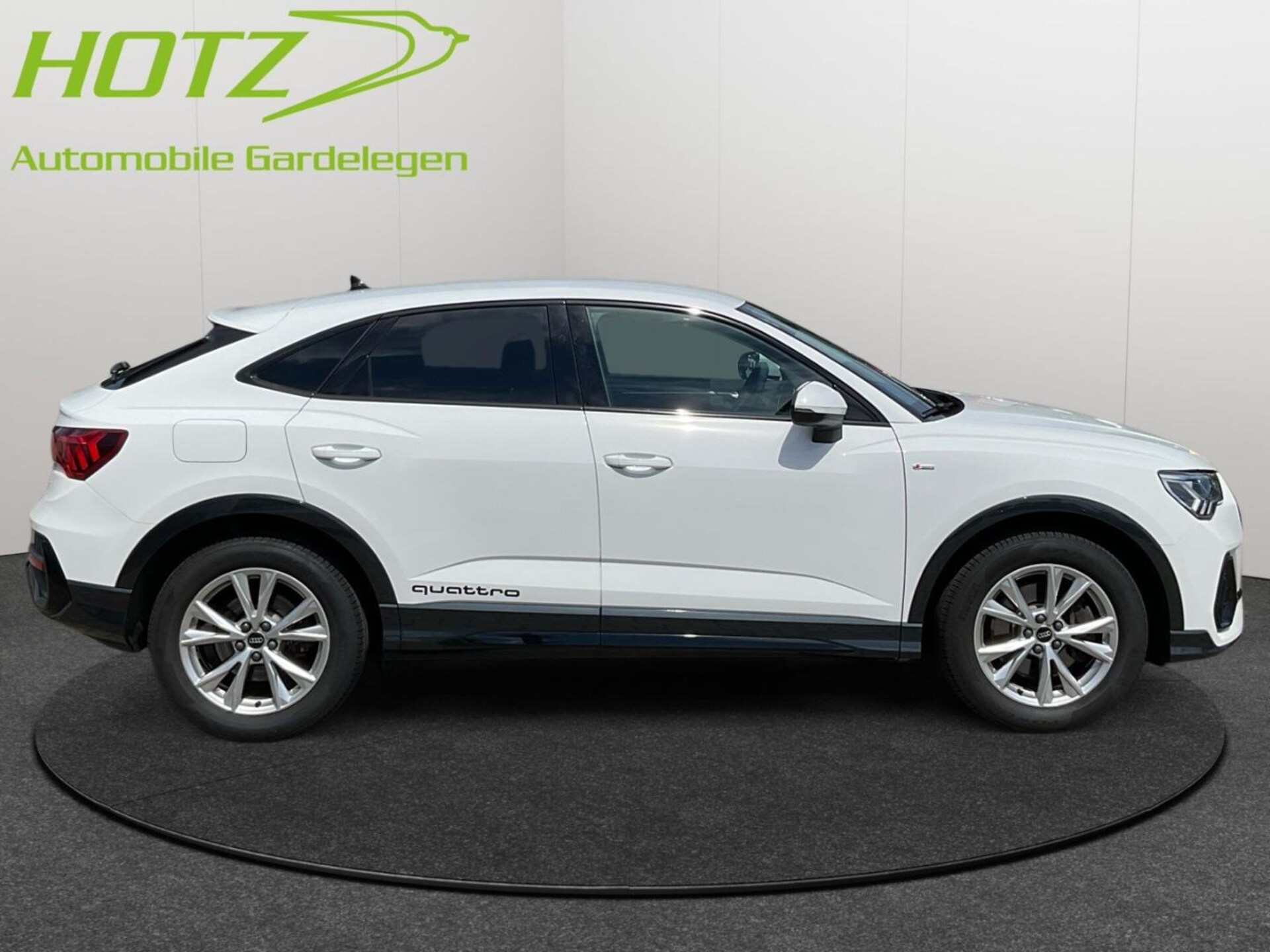 Audi Q3 Sportback S line