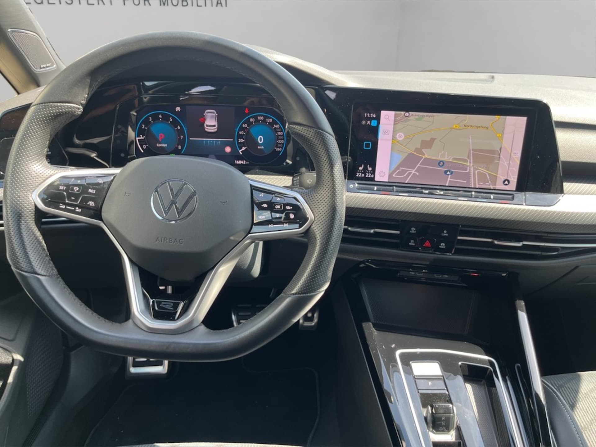 Volkswagen Golf R-Line