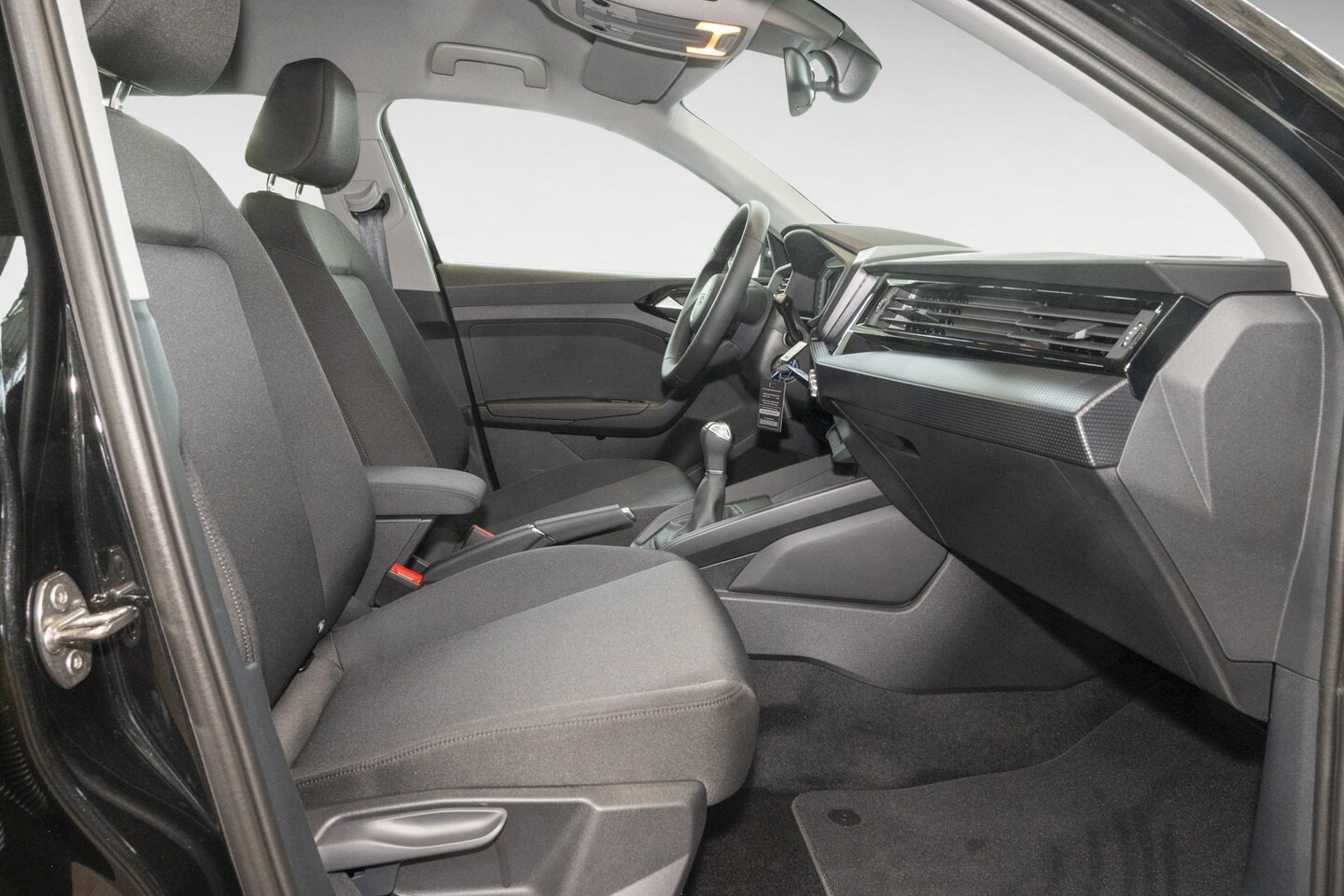 Bild über Audi A1 Sportback advanced 25 TFSI Schaltgetriebe - für weitere Informationen kontaktieren Sie den Audi Partner