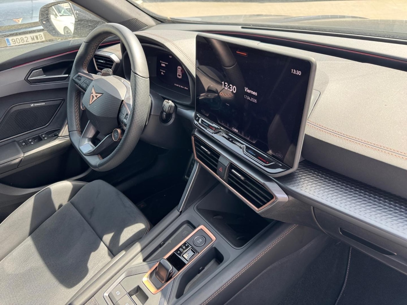 CUPRA Formentor 1.5 TSI e-Hybrid VZ DSG 200 kW (272 CV) — photo 13