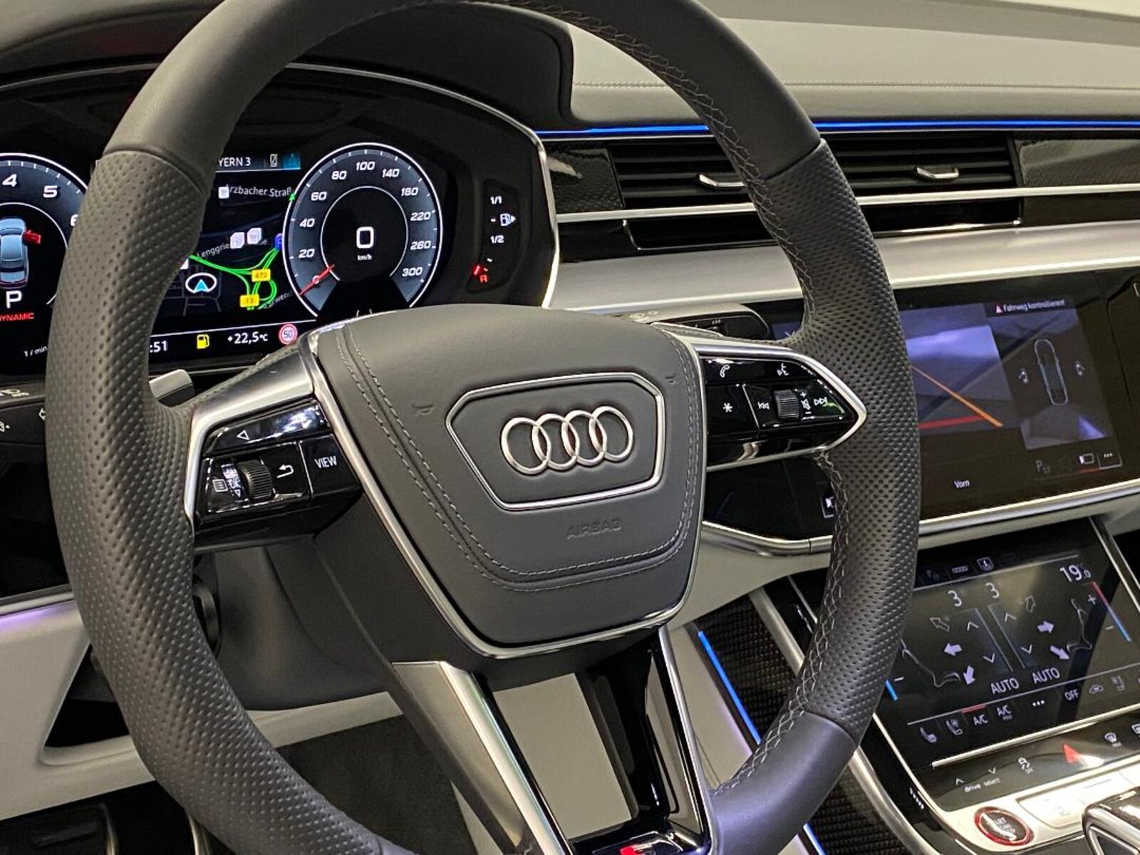 Audi S8 – Bild 8