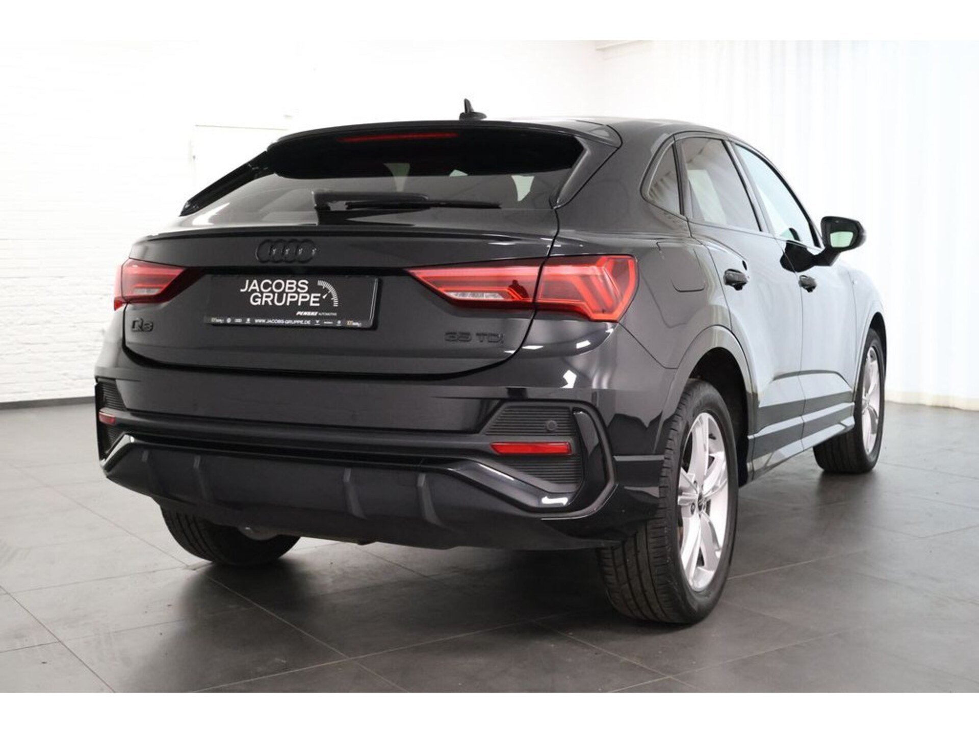 Audi Q3 Sportback S line