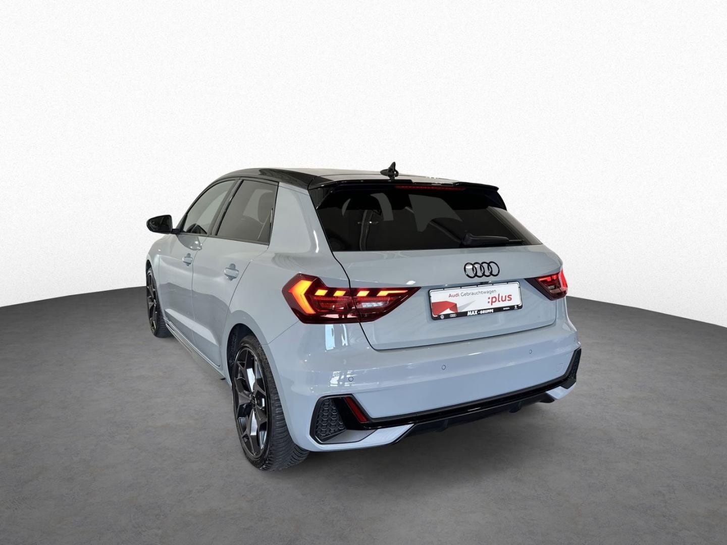 Bild über Audi A1 Sportback S line 30 TFSI S tronic - für weitere Informationen kontaktieren Sie den Audi Partner