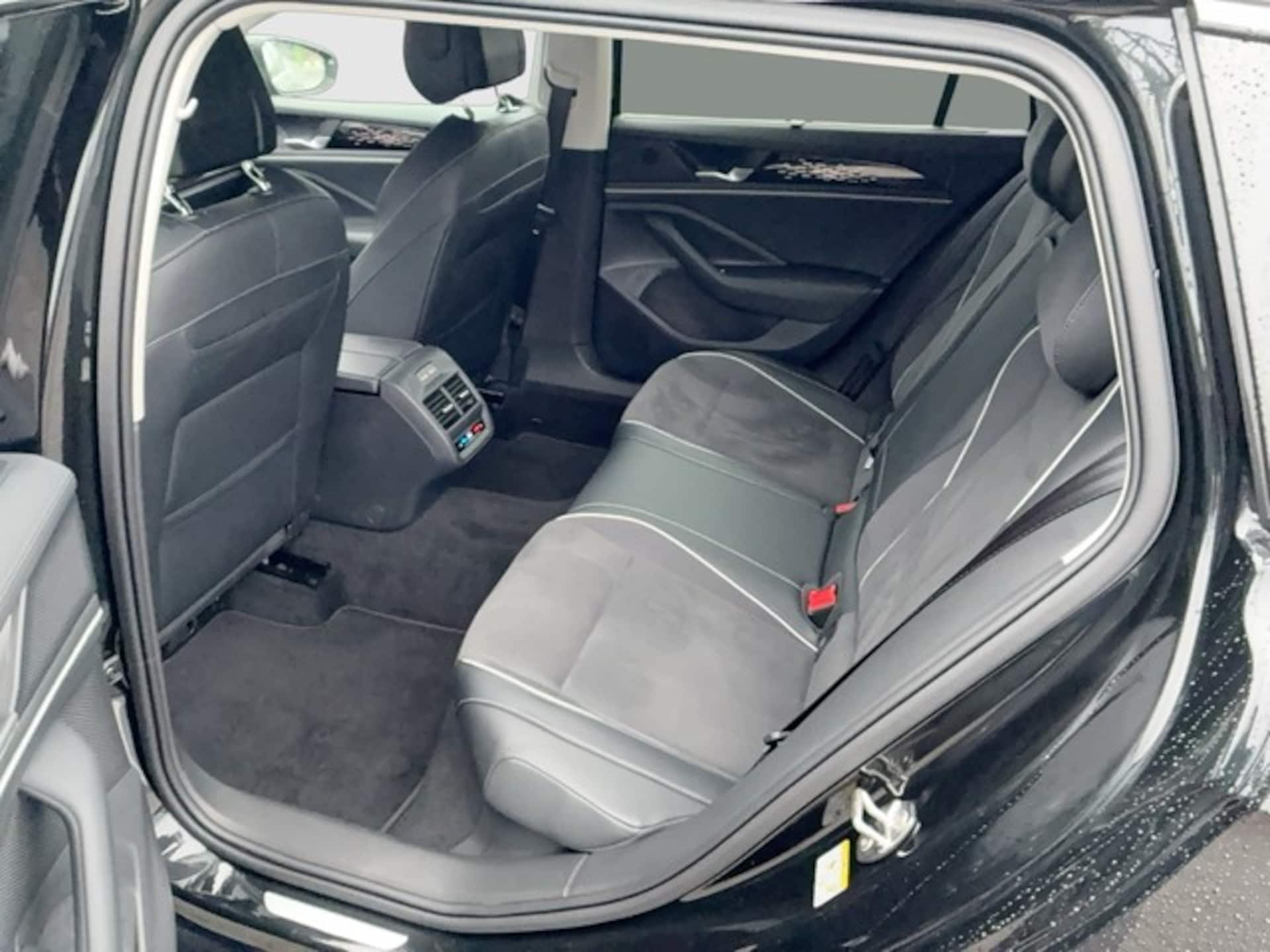 Volkswagen Passat Elegance