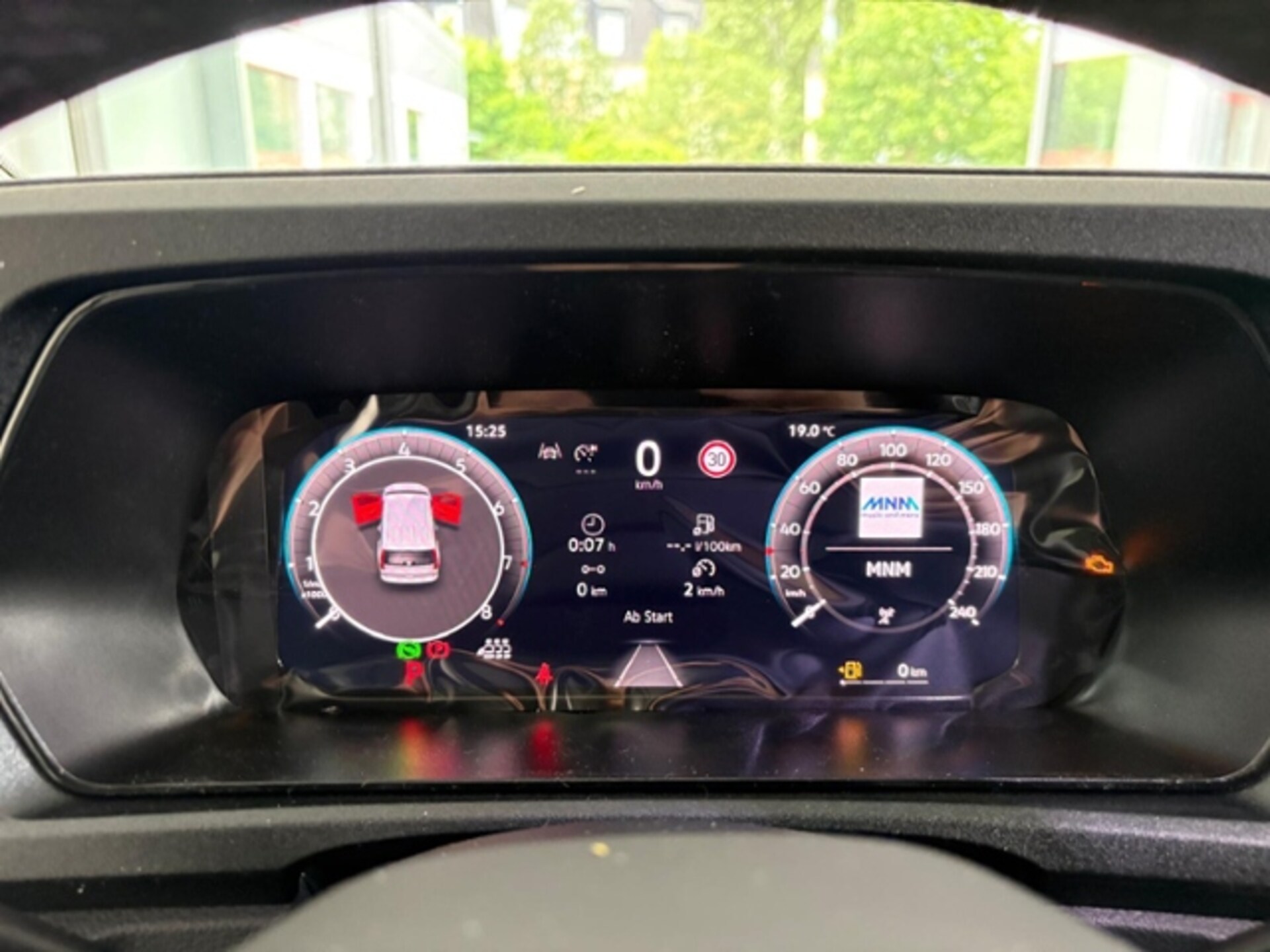 Volkswagen Caddy Basis-Modell