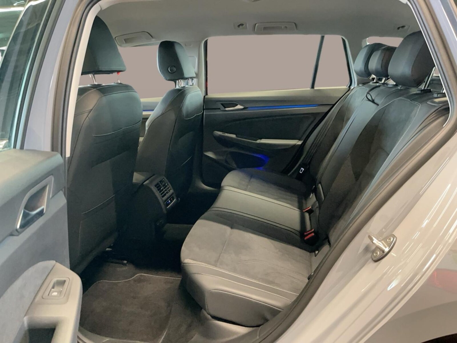 Volkswagen Golf Variant – Bild 11