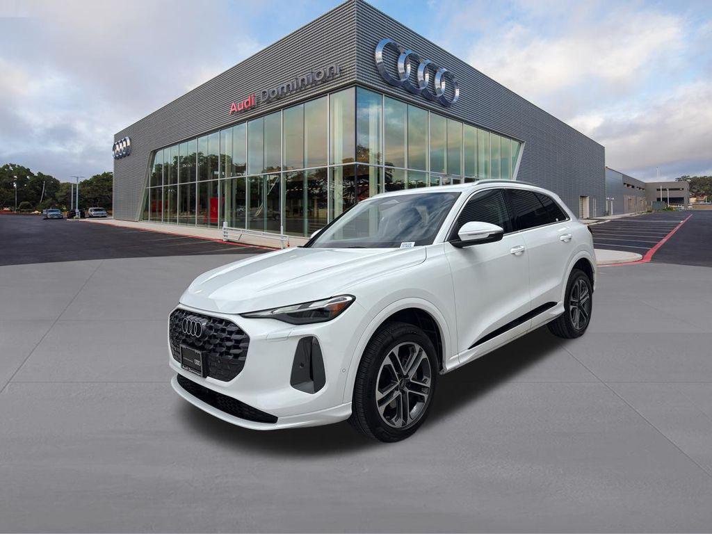 2025 Audi Q5 40 Premium's photo