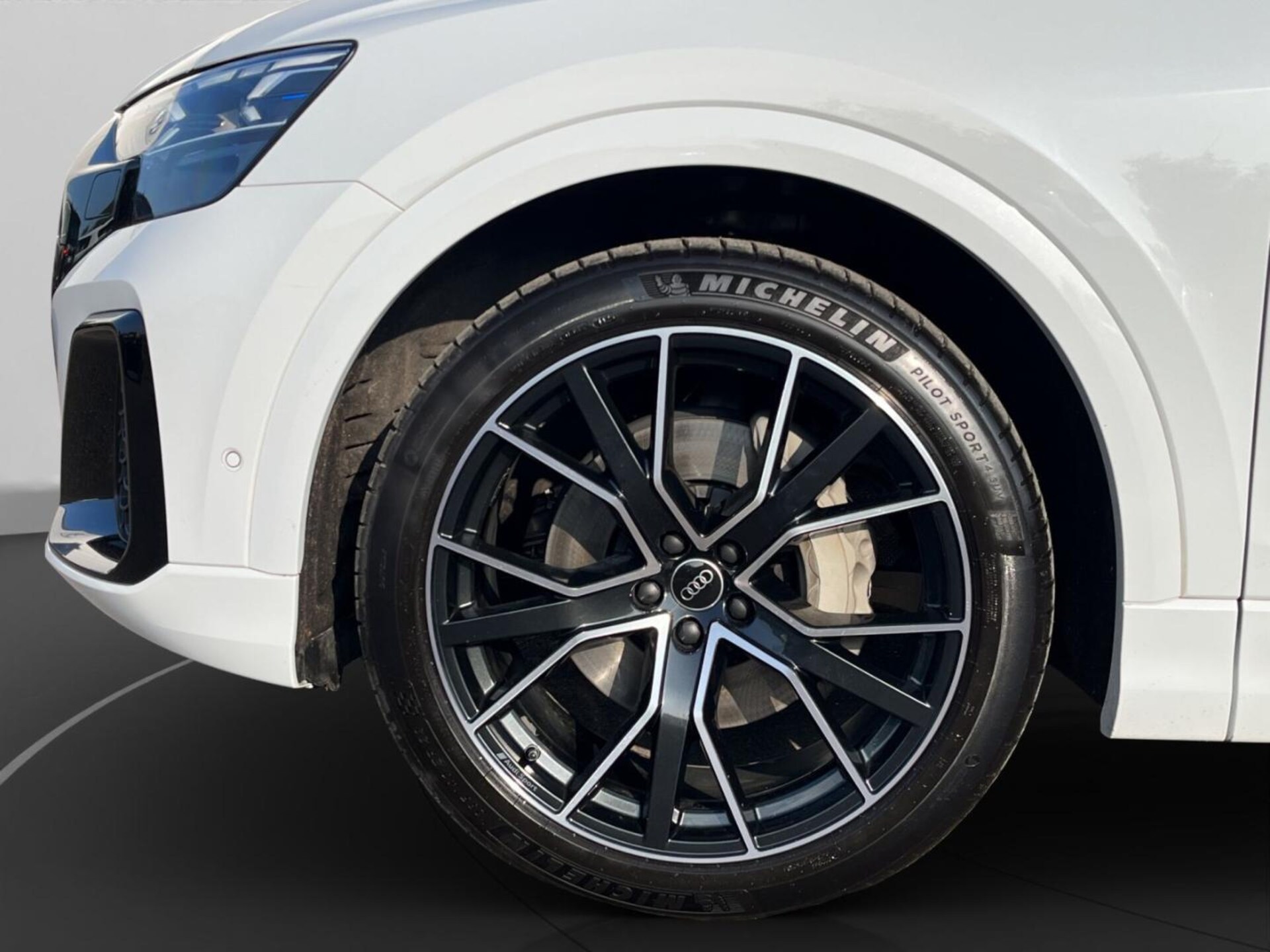 Audi Q8 SUV